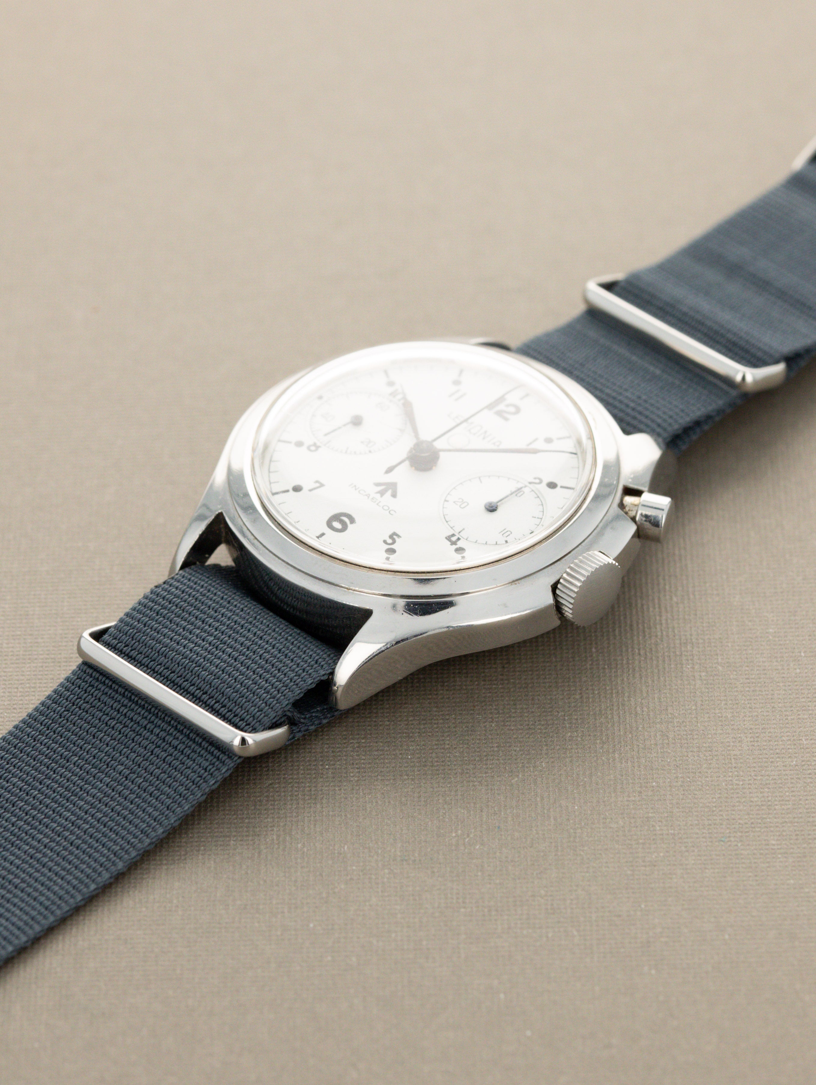 Lemania Monopusher Chronograph Ref. 0552/924-3306 - Gloss White Non-Luminous Dial w/ Moisture Indicator