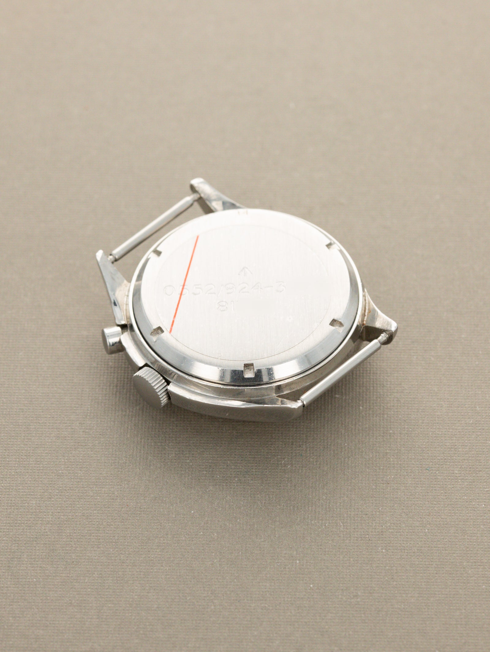 Lemania Monopusher Chronograph Ref. 0552/924-3306 - Gloss White Non-Luminous Dial