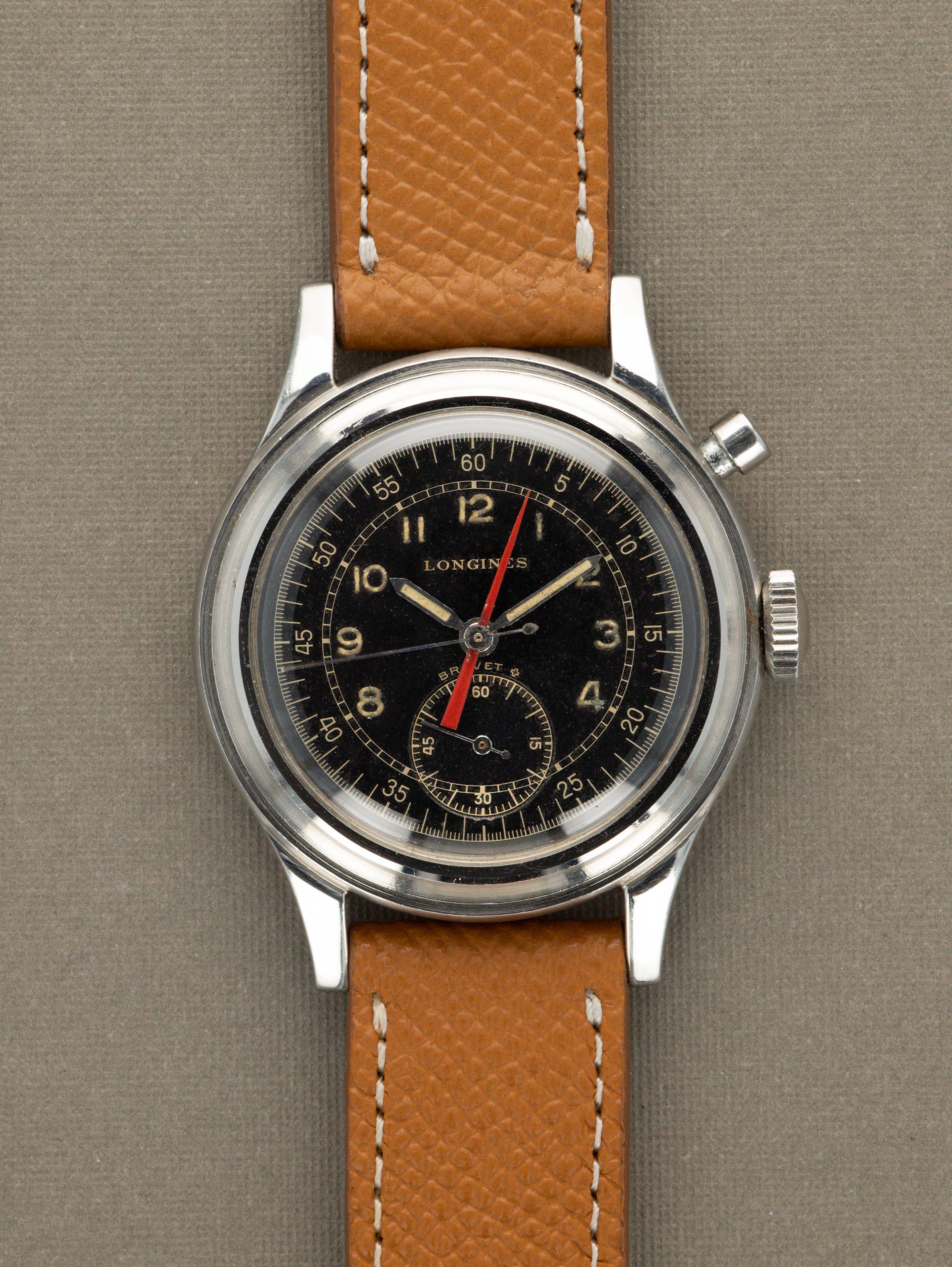 Longines Chronostop Ref. 5681 - Black 'Gilt' Dial w/ Extract