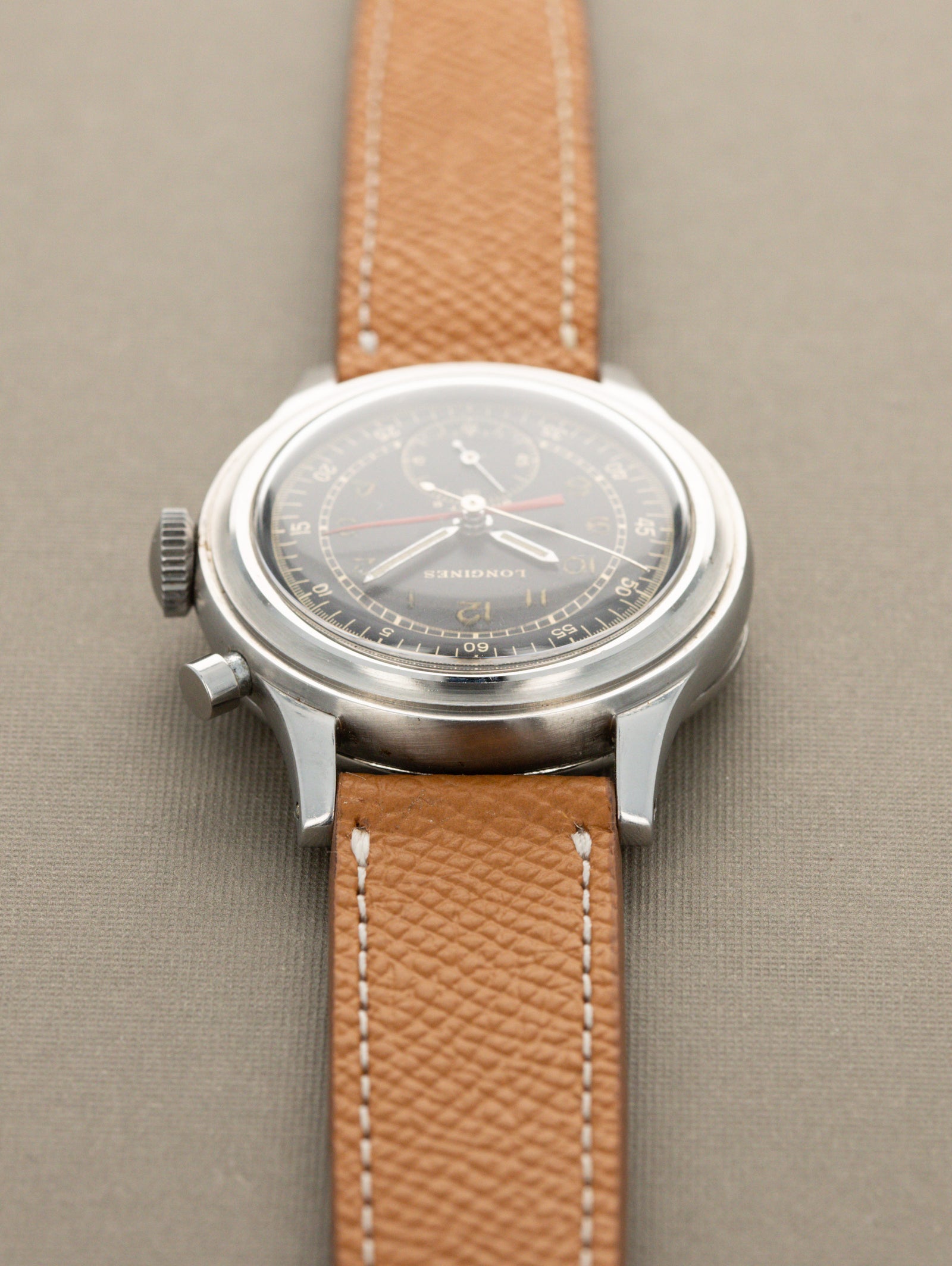 Longines Chronostop Ref. 5681 - Black 'Gilt' Dial w/ Extract