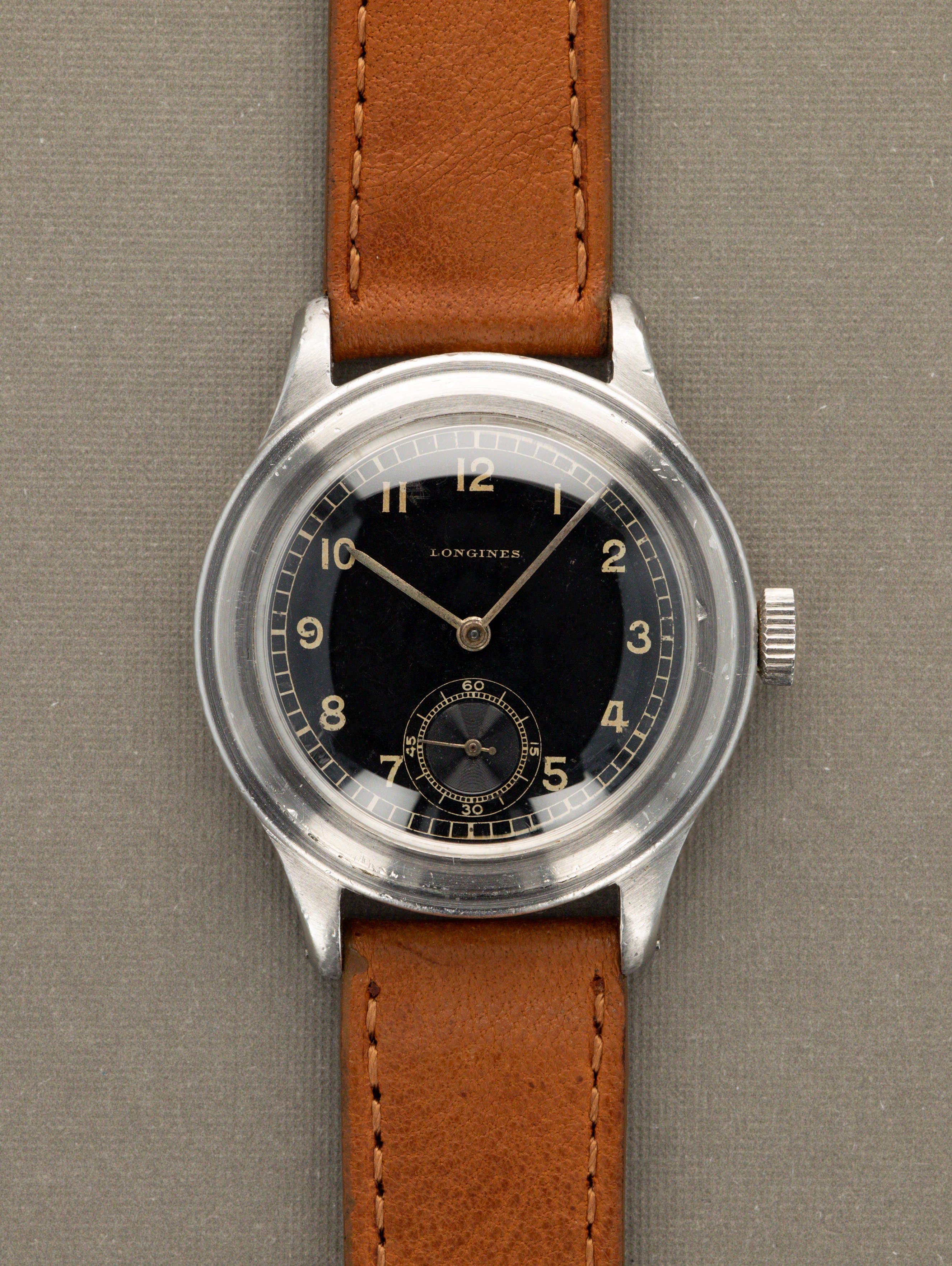 Longines 'Tre Tacche' Ref. 22243 - Black 'Gilt' Non-Luminous Dial
