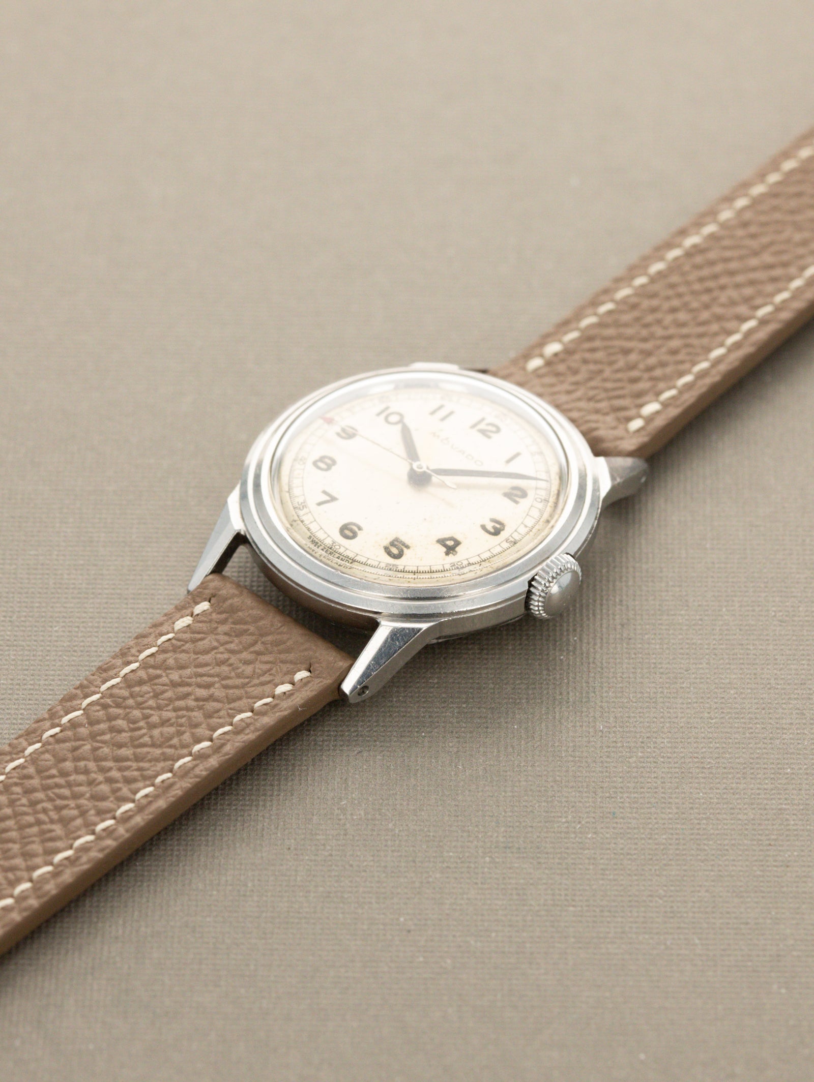Movado 'Calatrava' Ref. 18610 - Silver 'Sector' Dial Unpolished