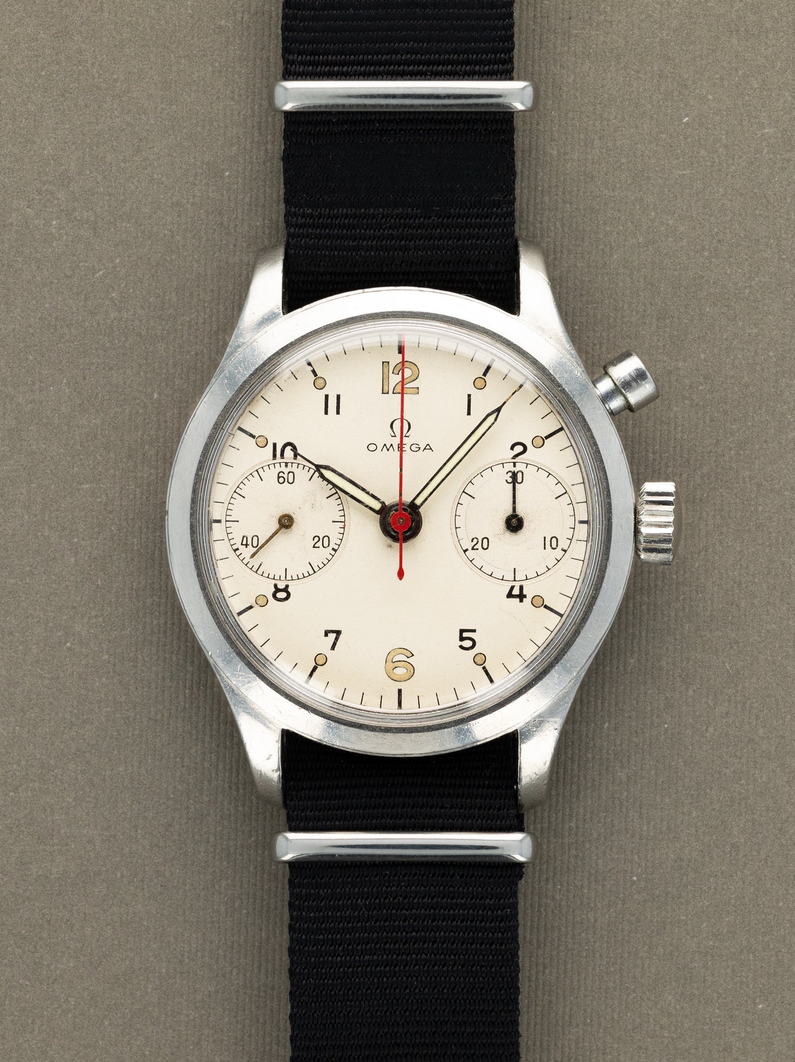 Omega Monopusher Chronograph Ref. 6W/16 - 'RCAF' Military Issued