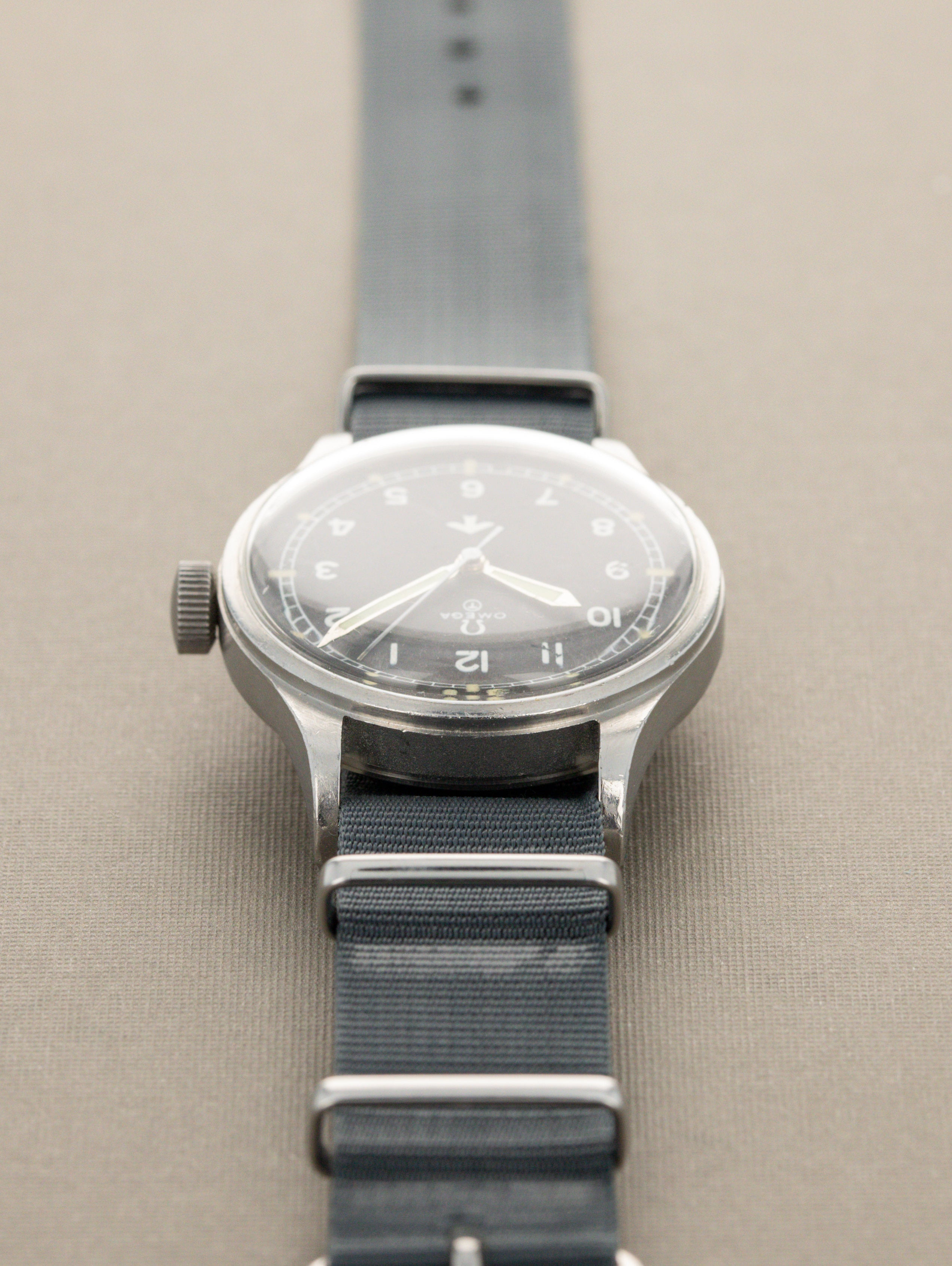 Omega 6B/542 Ref. 2777-1 - Matte Black 'Fat Arrow' Dial RAF-Issued Unpolished