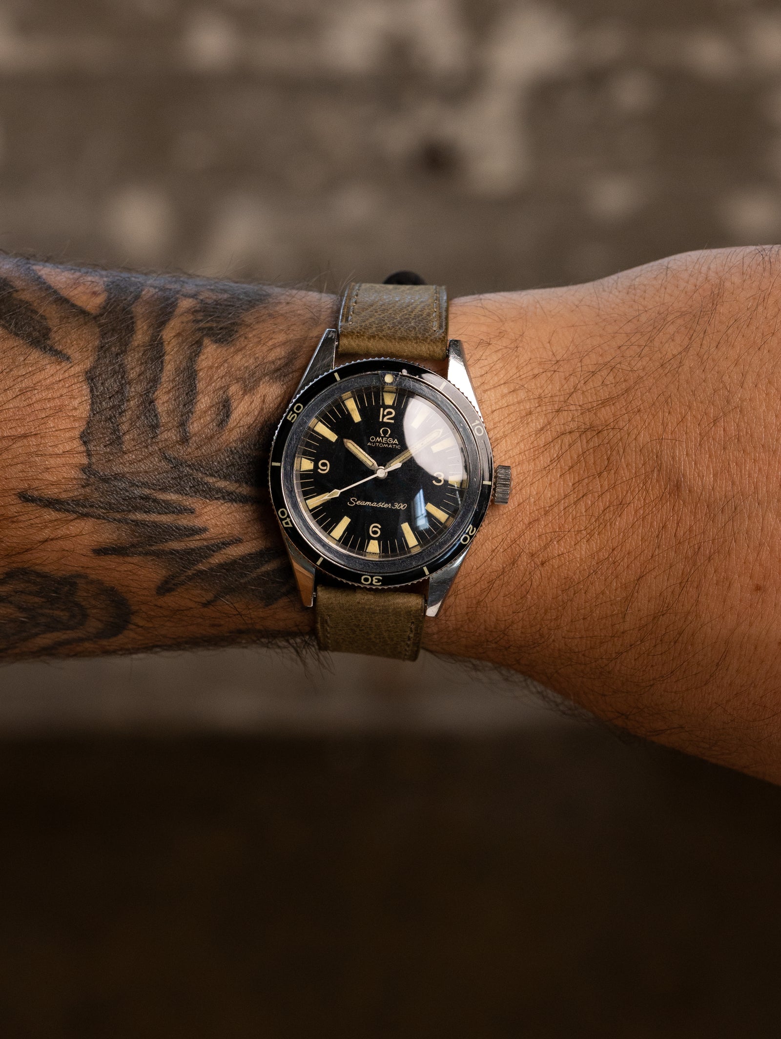 Omega Seamaster 300 Ref. 165.014 - Matte Black Dial W/ Box & Extract