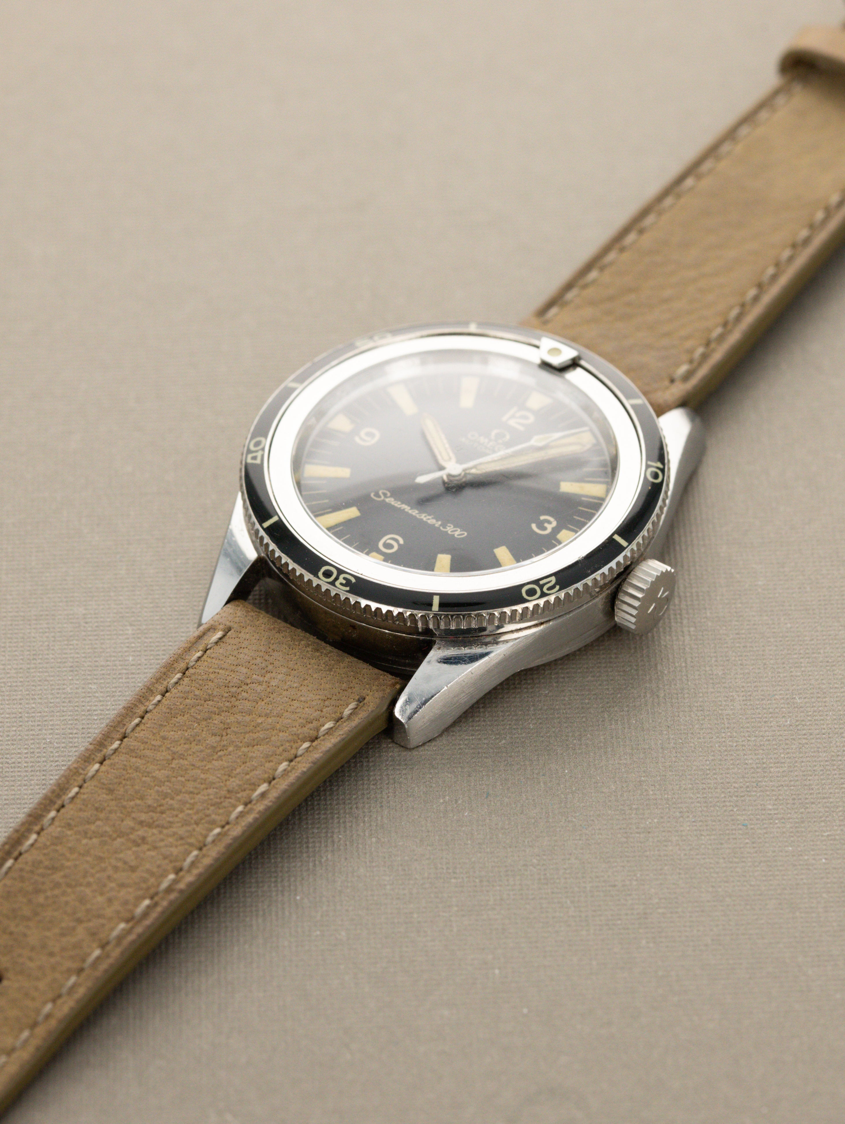 Omega Seamaster 300 Ref. 165.014 - Matte Black Dial W/ Box & Extract