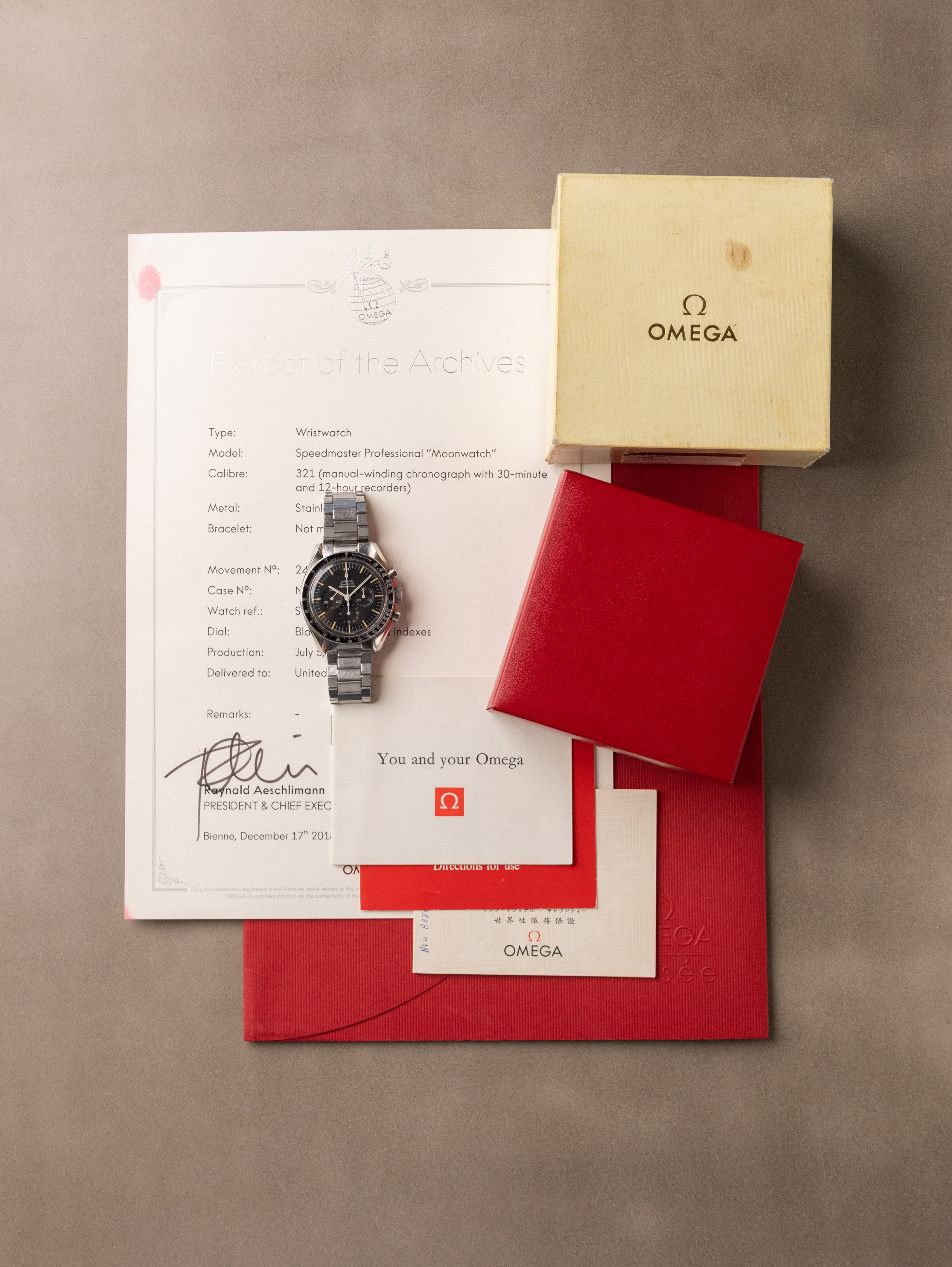 Omega Speedmaster Professional Ref. 105.012-66 - Calibre .321 w/ Box, Papers, & Extract