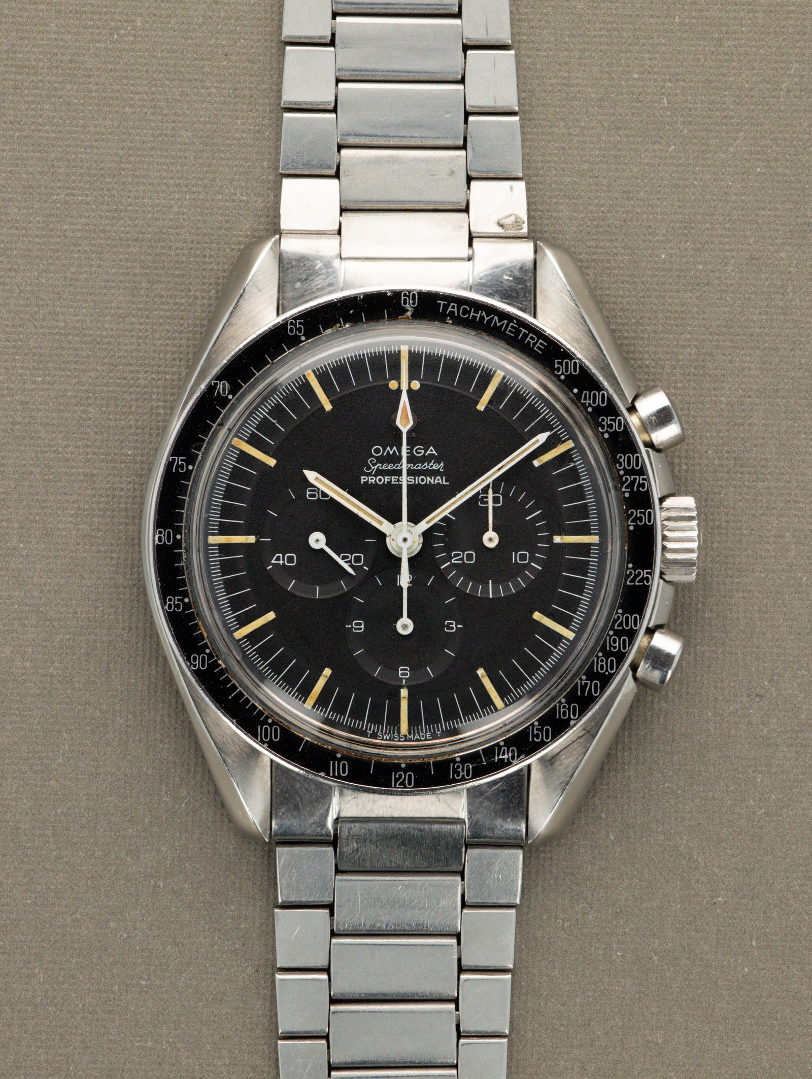 Omega Speedmaster Professional Ref. 105.012-66 - Calibre .321 w/ Box, Papers, & Extract