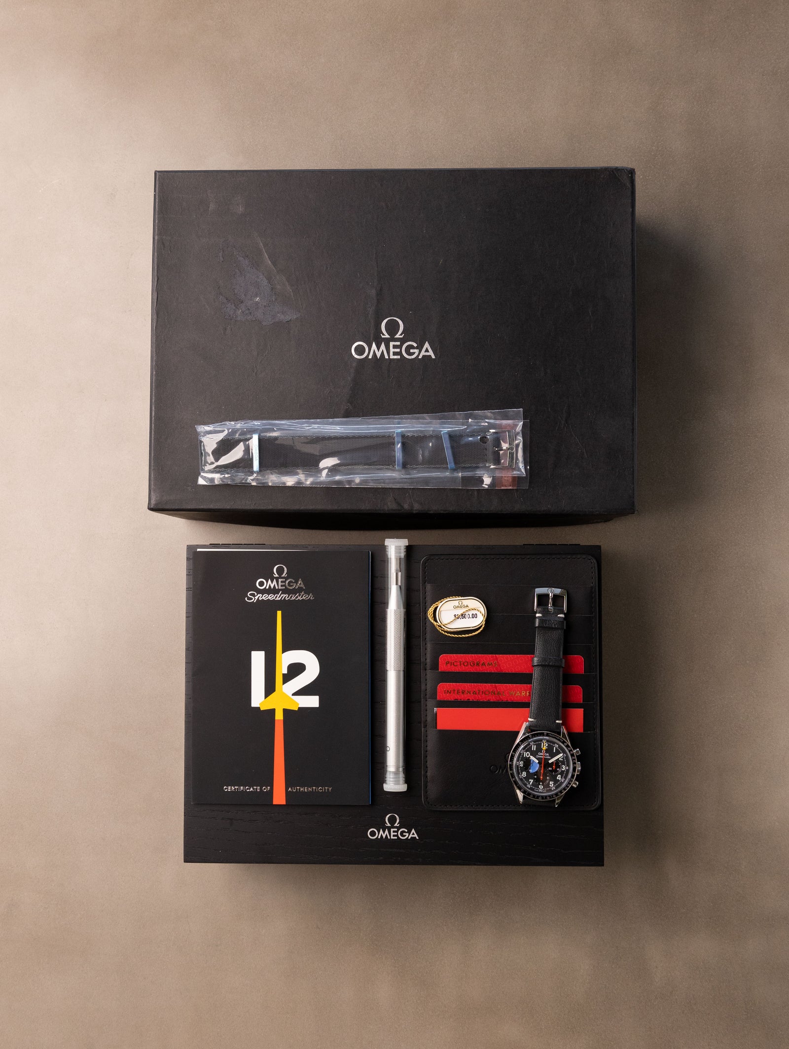 Omega Speedmaster Ref. 311.32.40.30.06.001 - HODINKEE 10-Year Anniversary Full Set