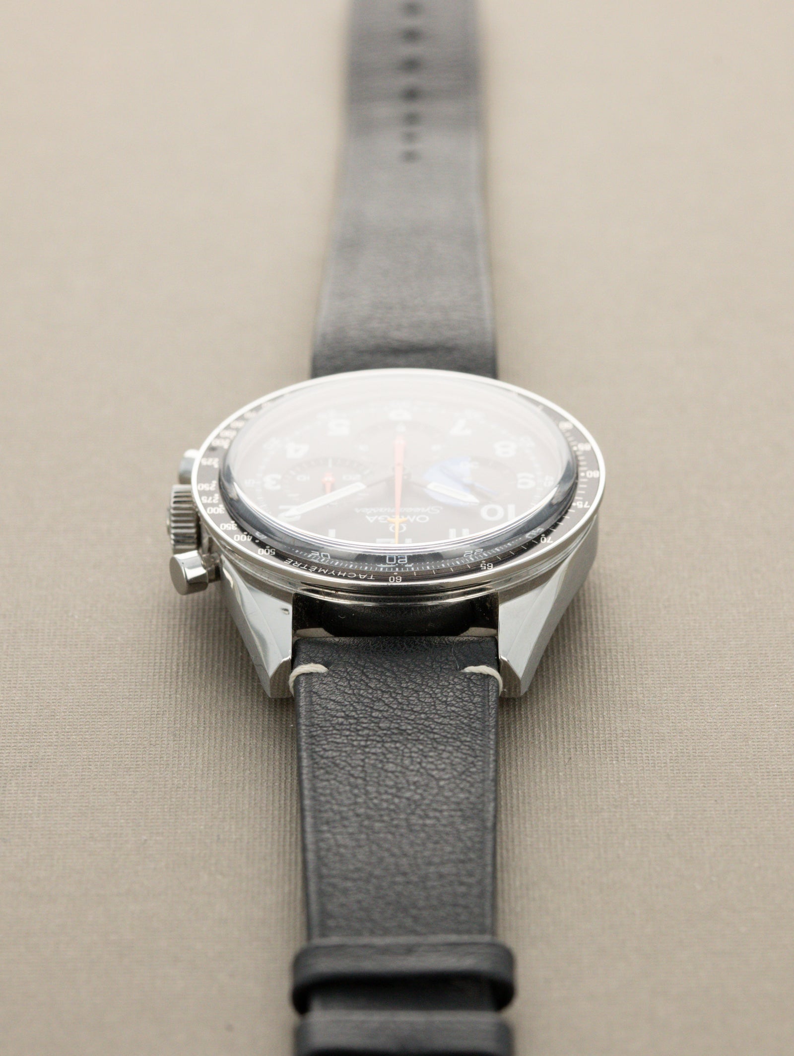 Omega Speedmaster Ref. 311.32.40.30.06.001 - HODINKEE 10-Year Anniversary Full Set