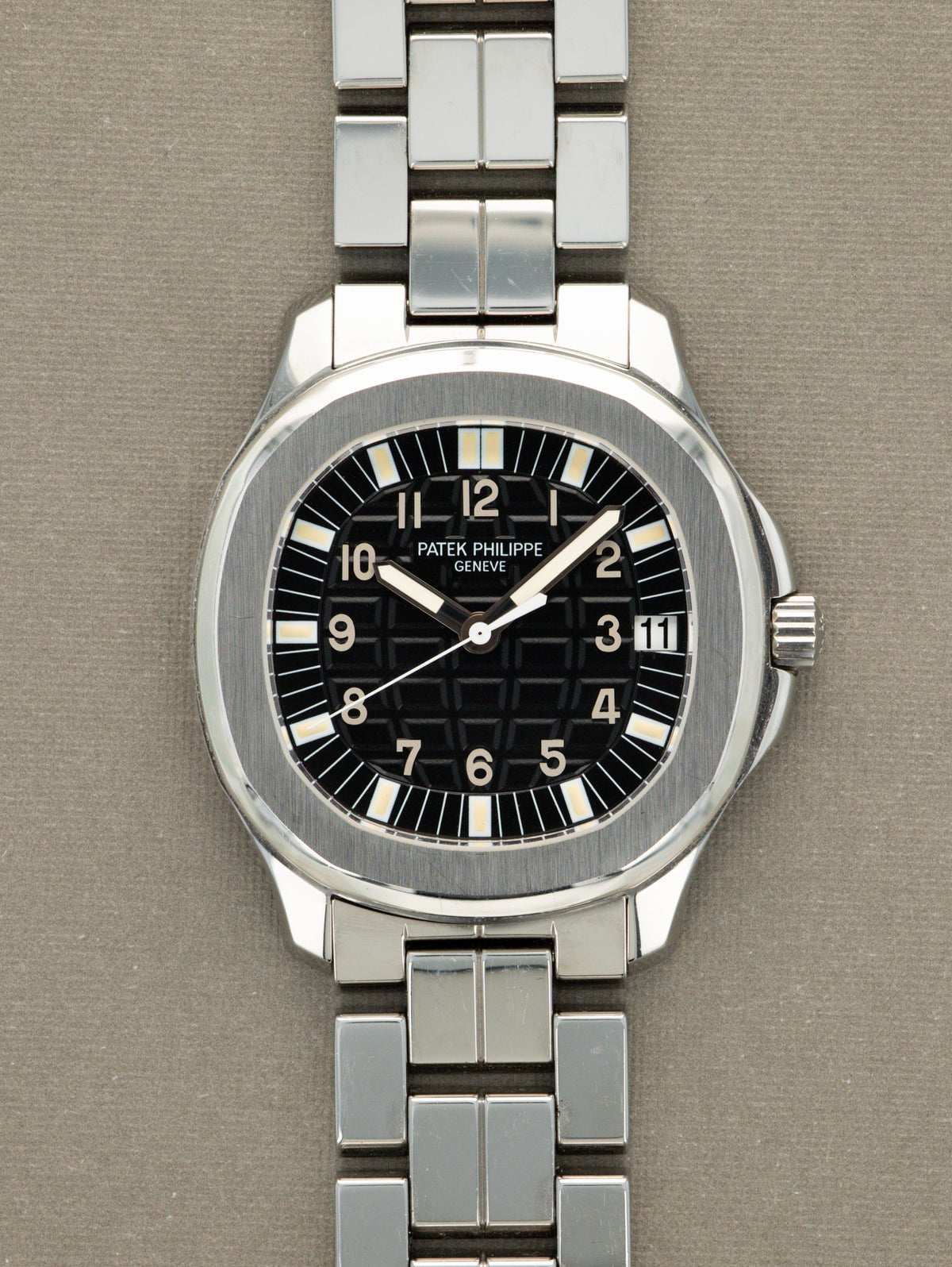 Patek Philippe Aquanuat Ref. 5065A - 'Jumbo' Tritium Dial on Bracelet