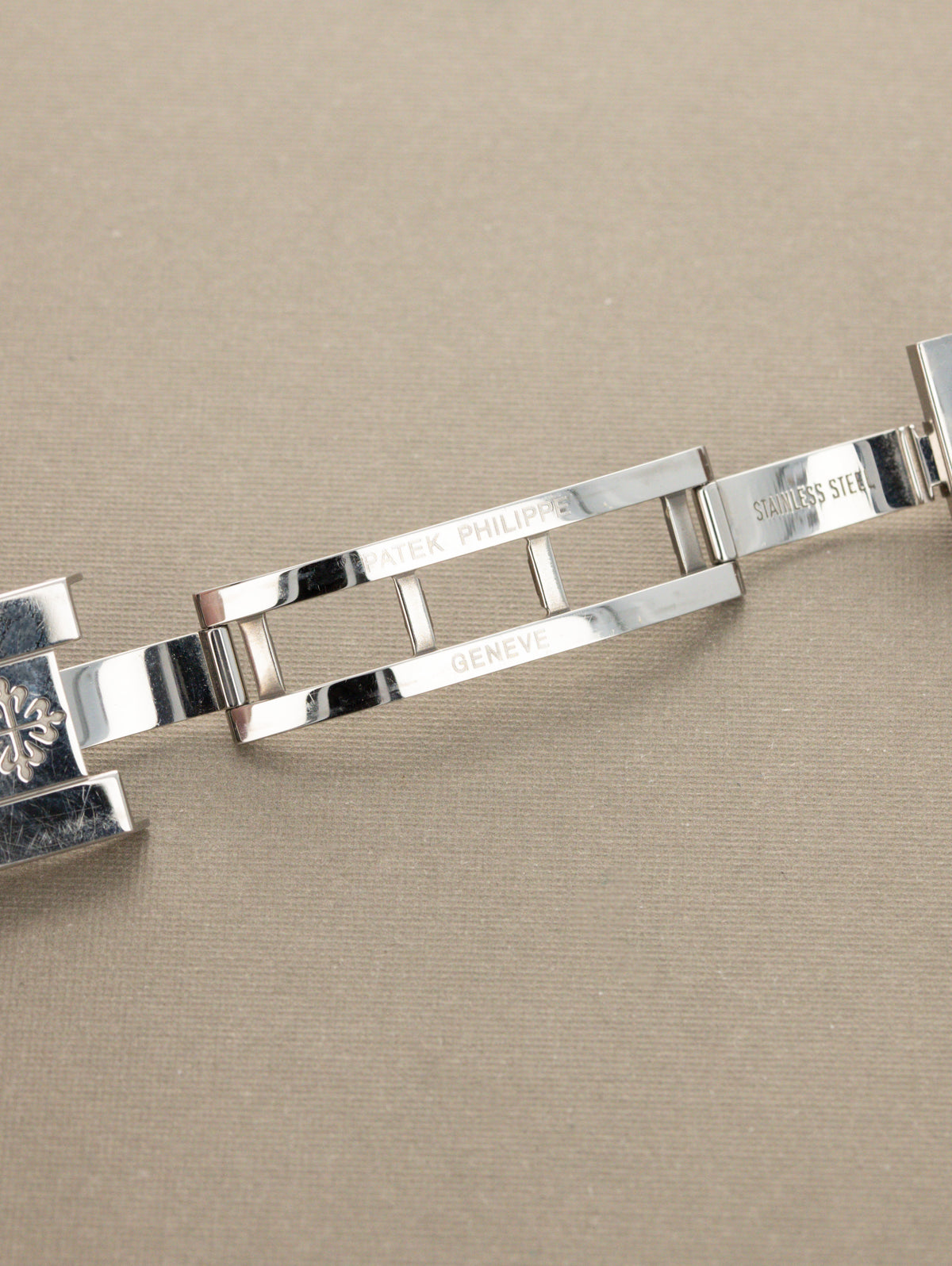 Patek Philippe Aquanuat Ref. 5065A - 'Jumbo' Tritium Dial on Bracelet