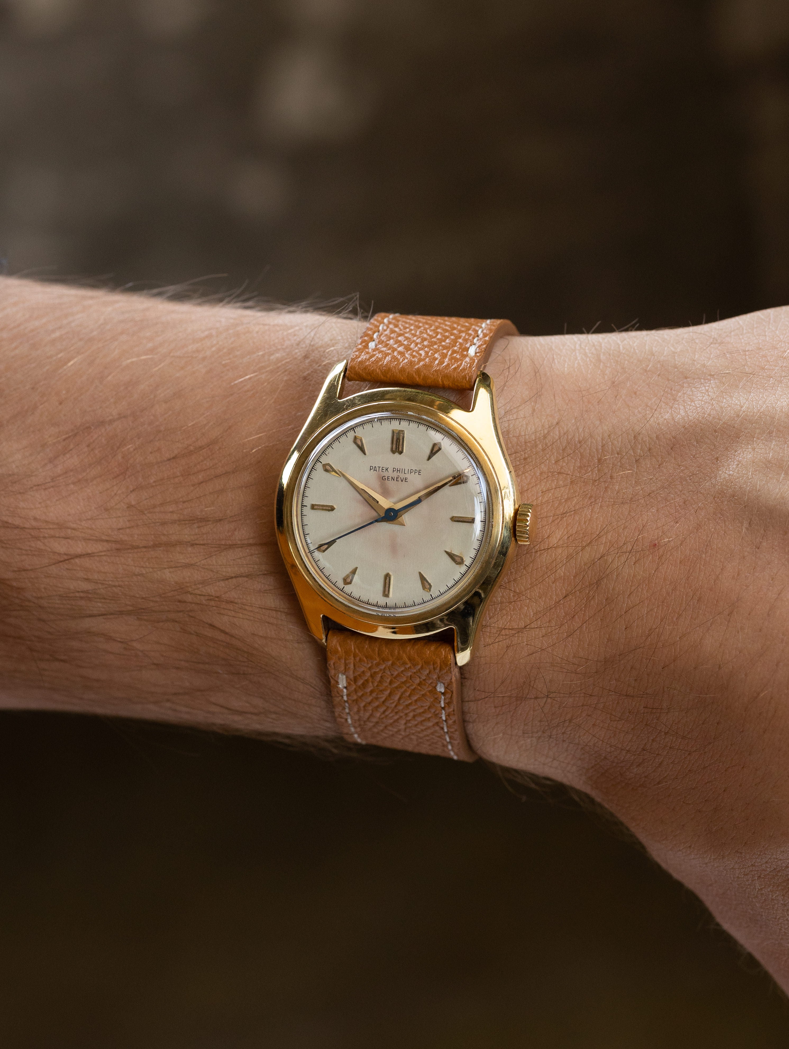 Patek Philippe Calatrava Ref. 2533 - w/ Certificate of Origin