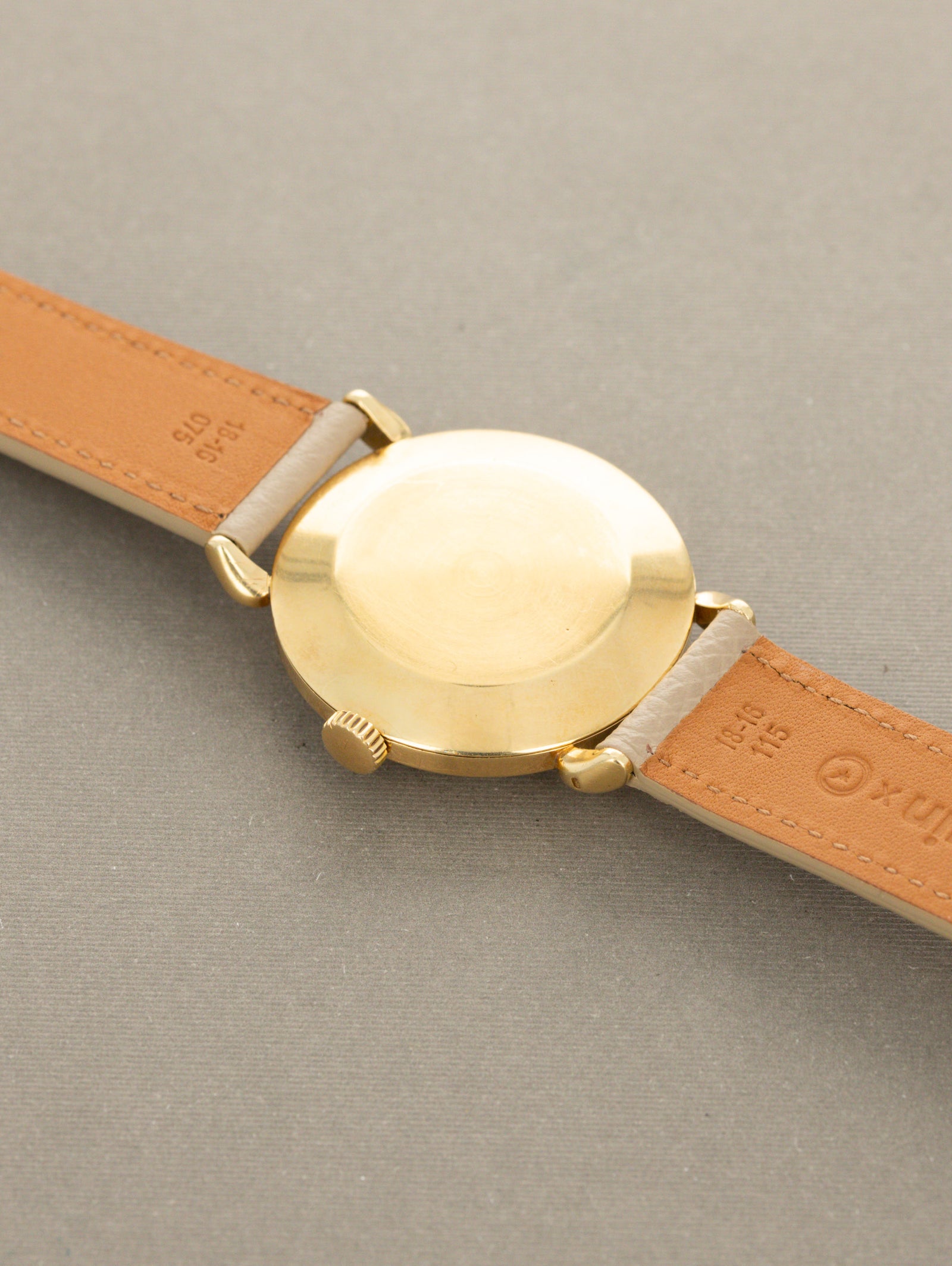 Patek Philippe Calatrava Ref. 1509 'Jumbo' w/ Extract