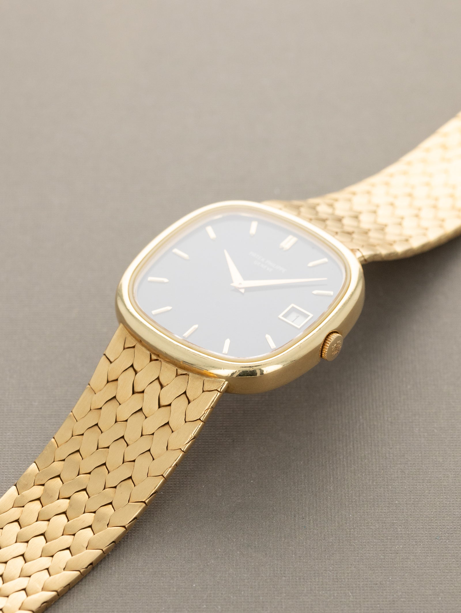 Patek Philippe Ellipse 'TV' Ref. 3604-1J - Sunburst Blue 'Sigma' Dial