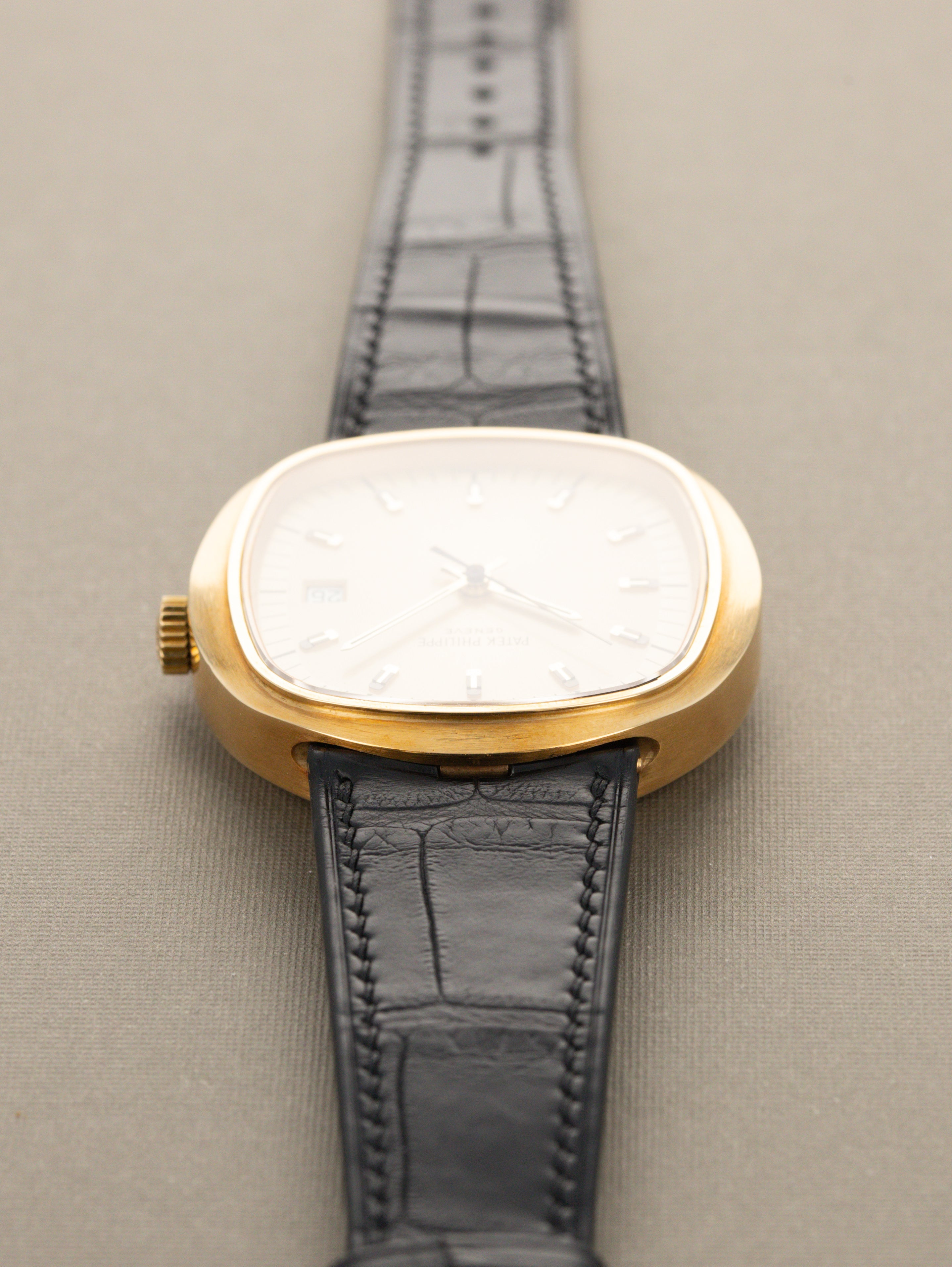 Patek Philippe Beta 21 Ref. 3597 - Sunburst Champagne 'Sigma' Dial