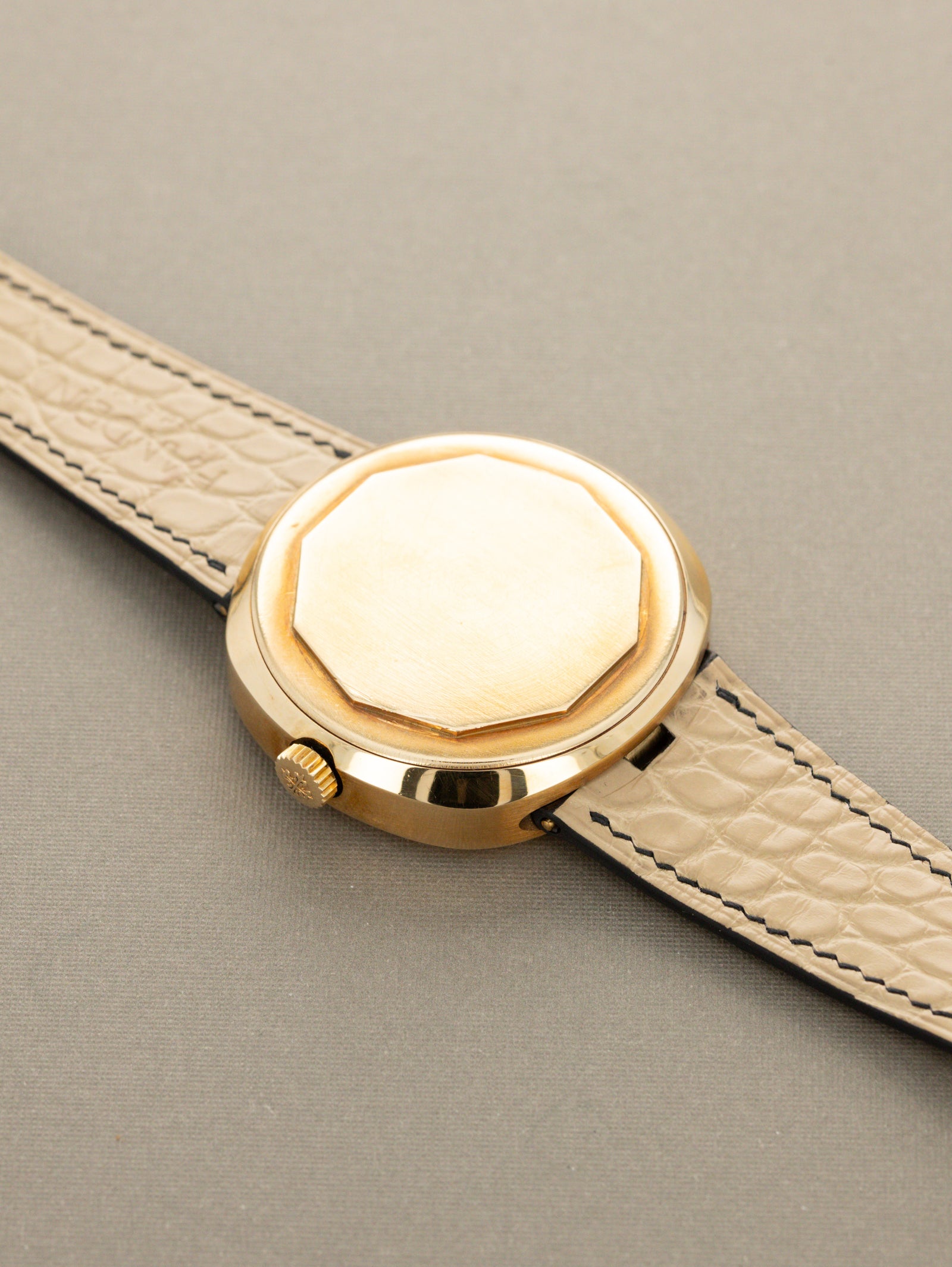 Patek Philippe Beta 21 Ref. 3597 - Sunburst Champagne 'Sigma' Dial