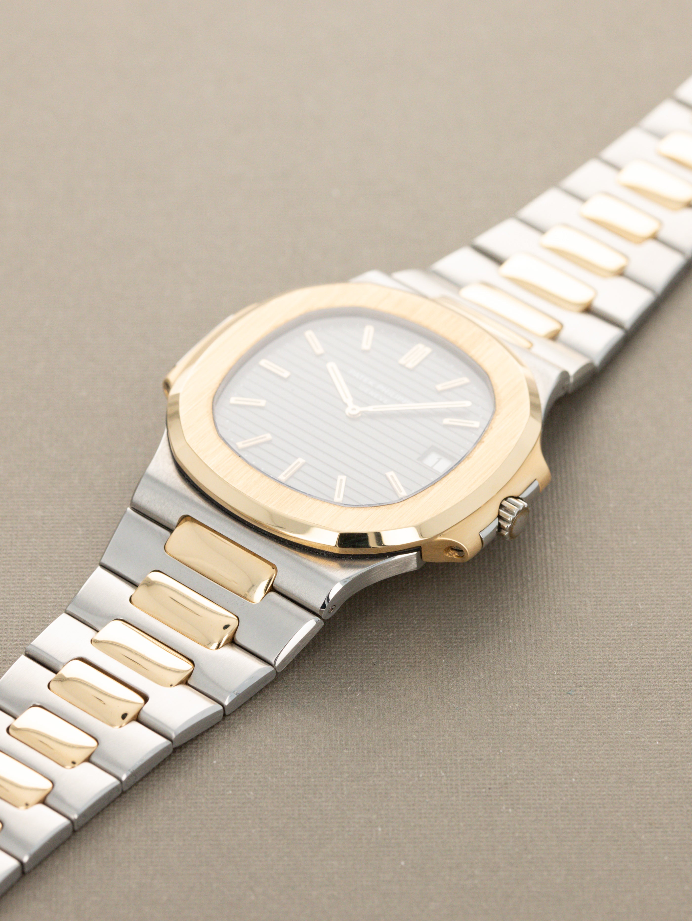 Patek Philippe Nautilus 'Jumbo' Ref. 3700/1AJ - Blue 'Teak' Dial