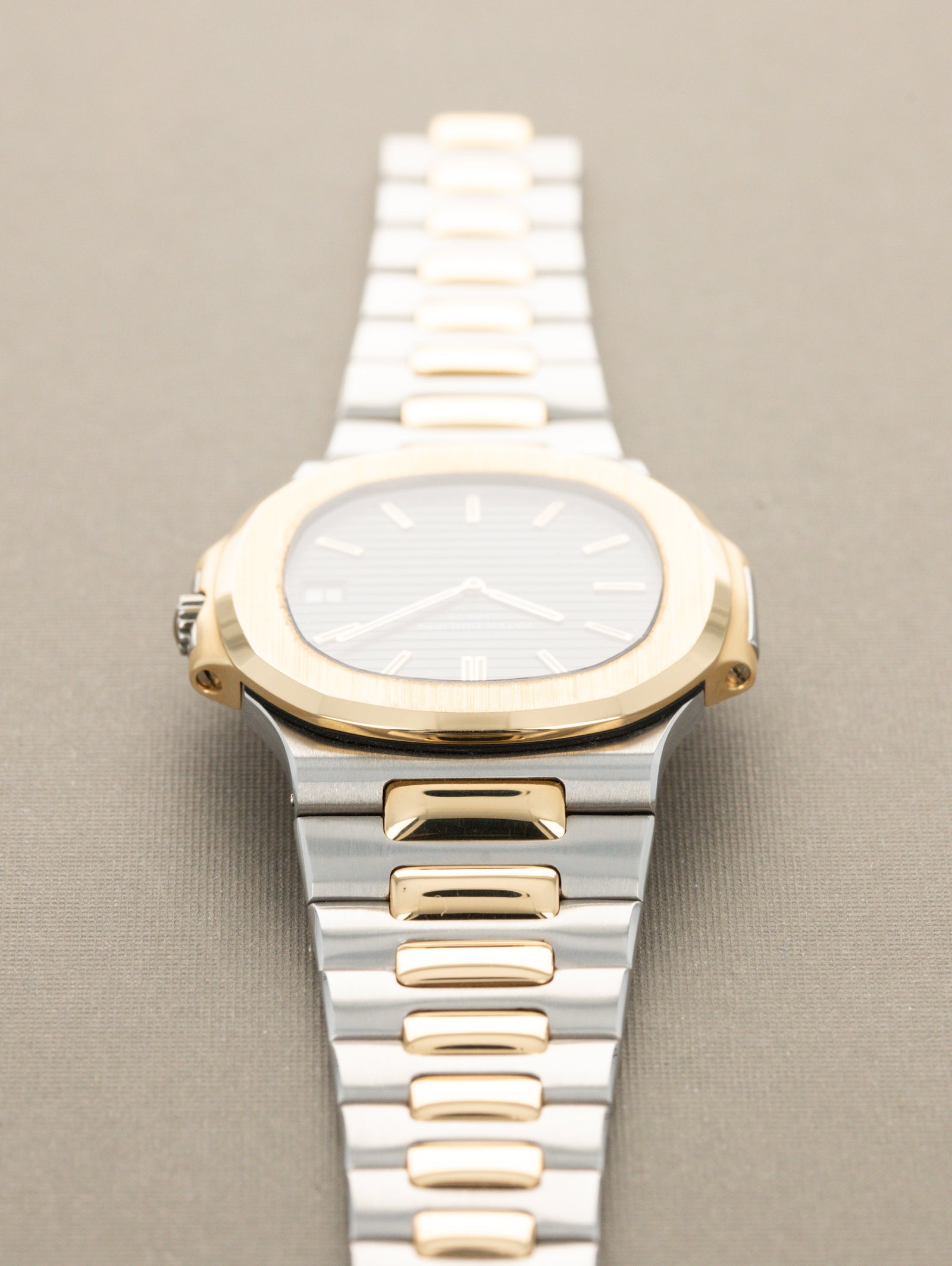 Patek Philippe Nautilus 'Jumbo' Ref. 3700/1AJ - Blue 'Teak' Dial