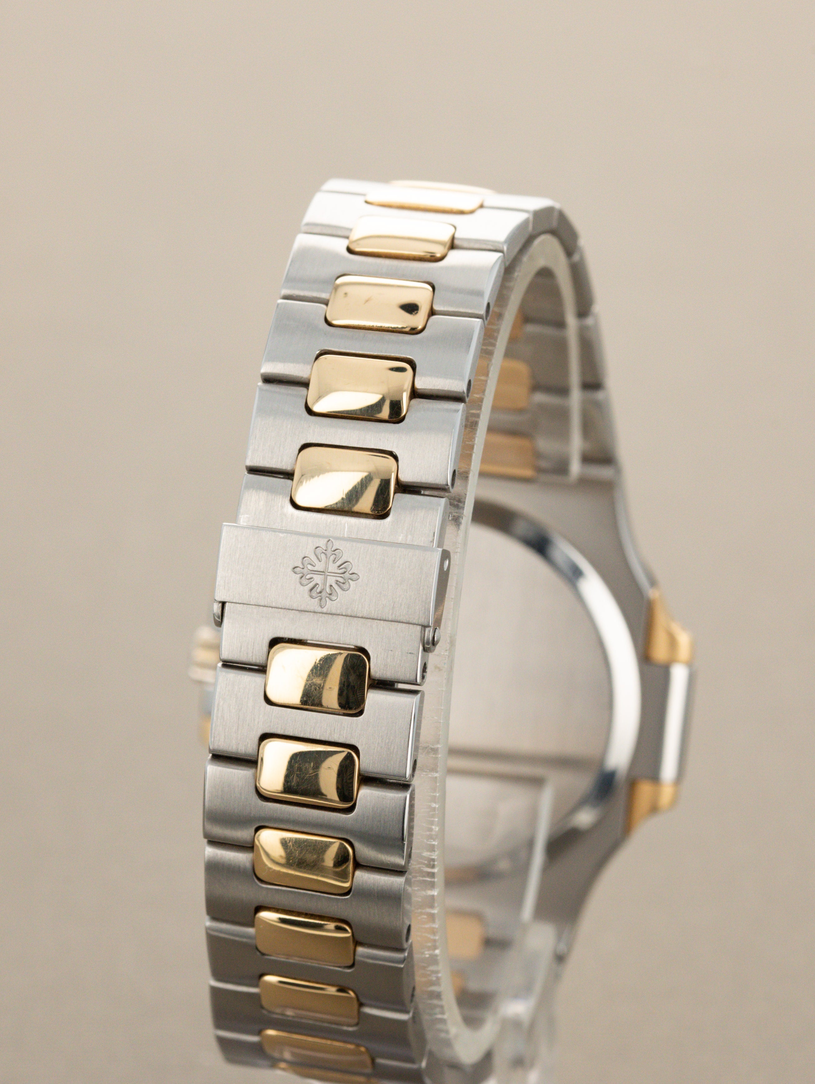 Patek Philippe Nautilus 'Jumbo' Ref. 3700/1AJ - Blue 'Teak' Dial