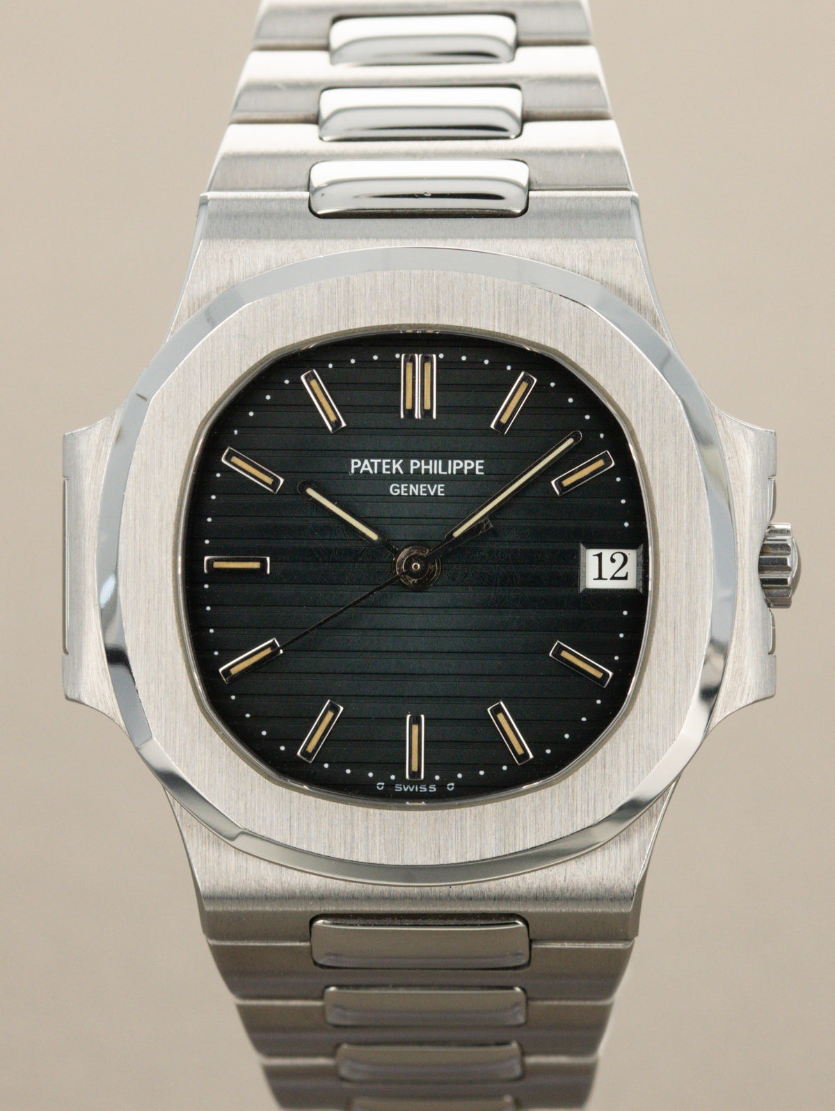 Patek Philippe Nautilus 'Midsize' Ref. 3800/1A - Blue 'Teak' Dial
