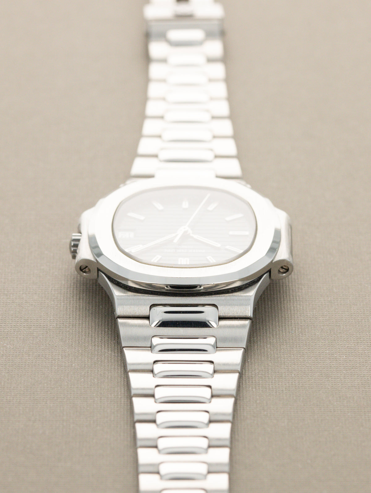 Patek Philippe Nautilus 'Midsize' Ref. 3800/1A - Blue 'Teak' Dial