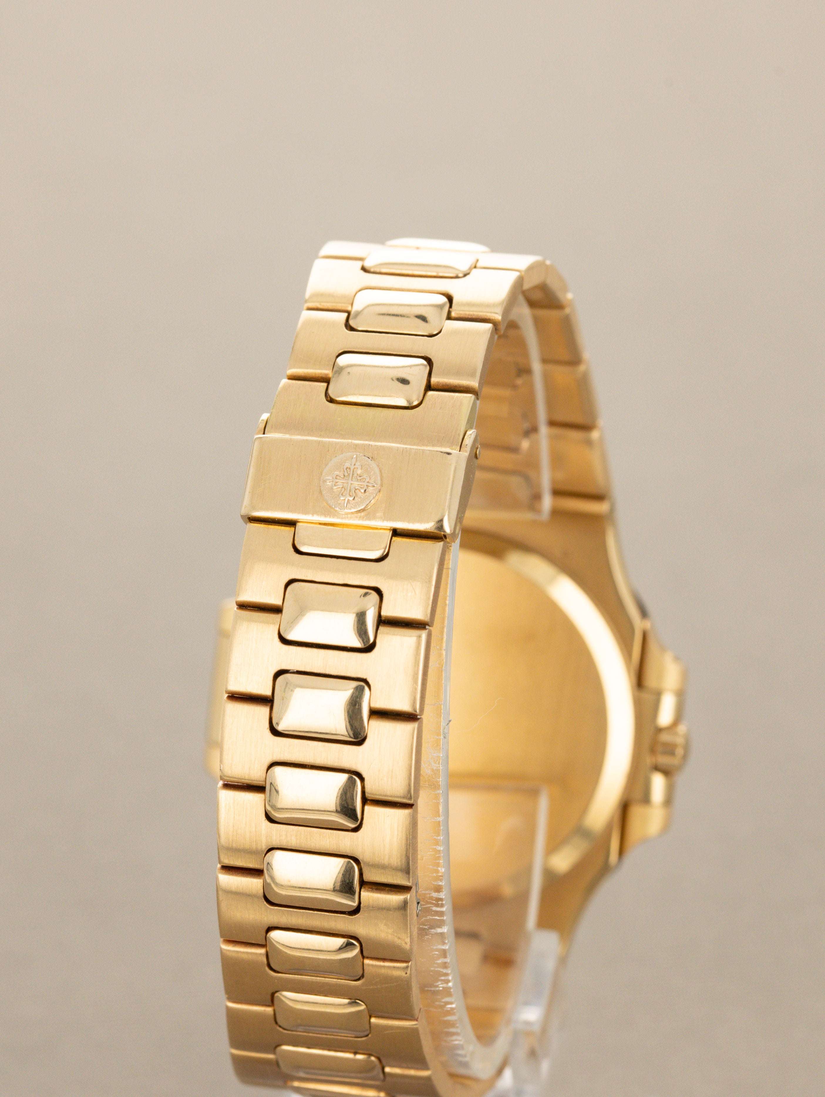 Patek Philippe Nautilus 'Jumbo' Ref. 3700/1J - w/ Box & Papers