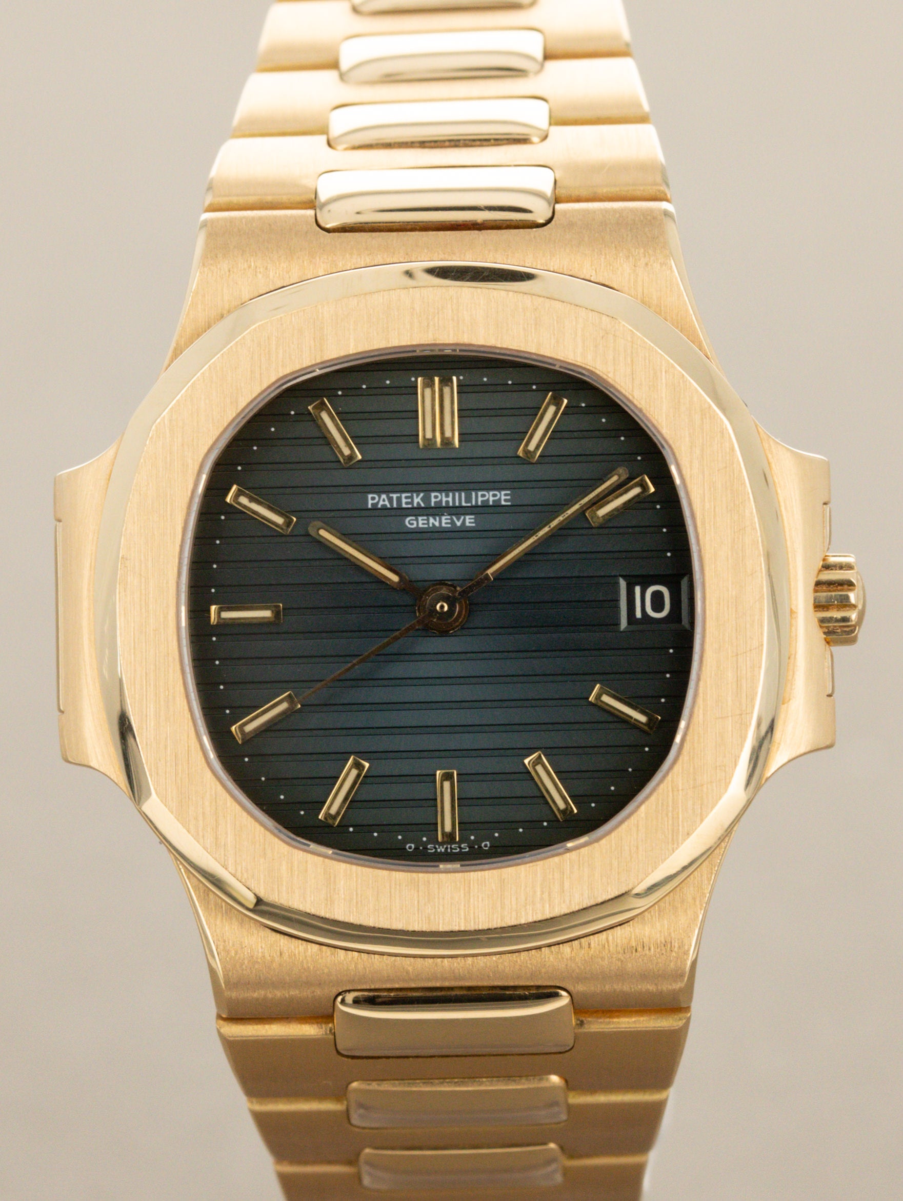 Patek Philippe Nautilus 'Midsize' Ref. 3800/1J - Blue 'Sigma' Dial