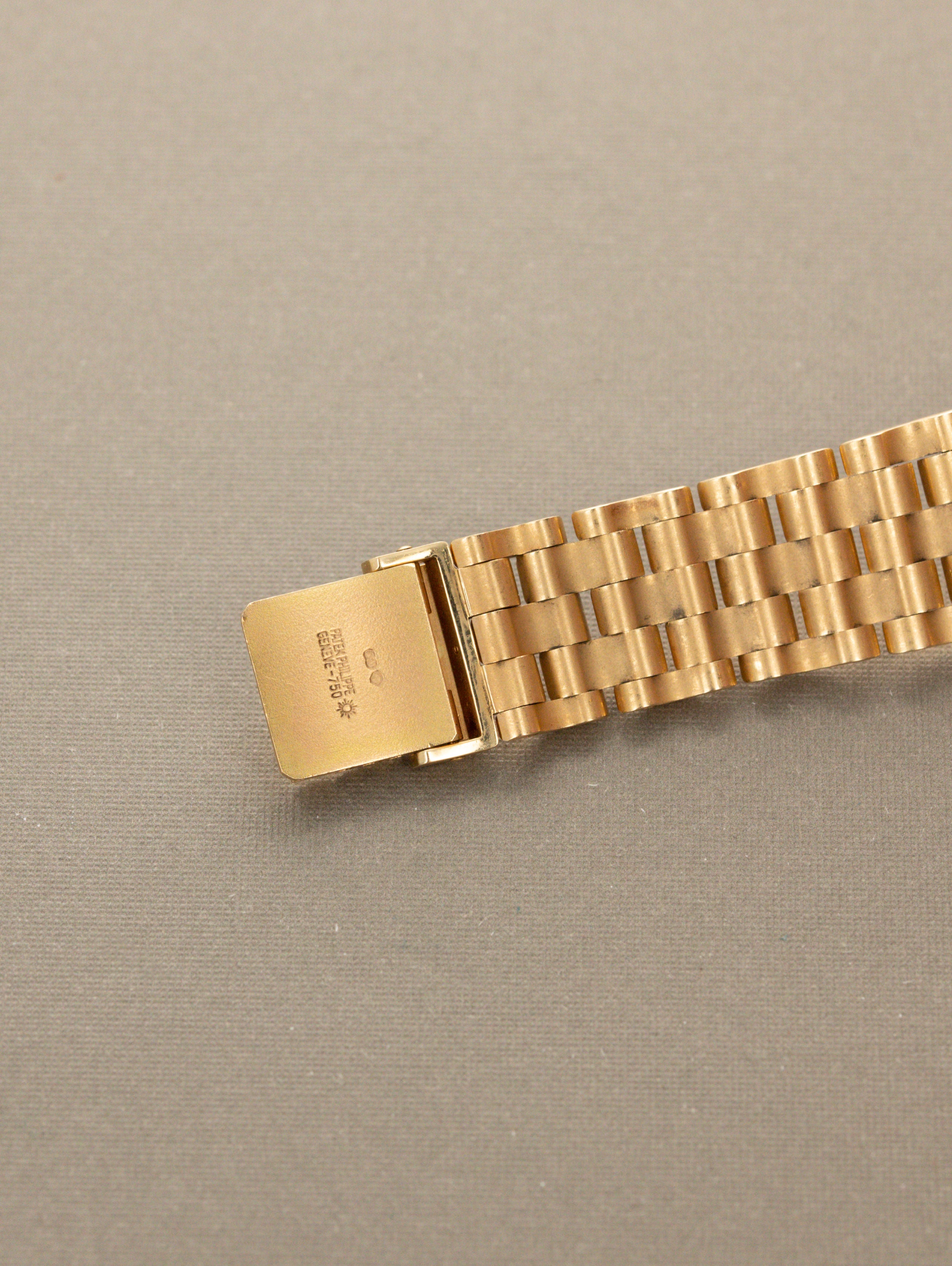 Patek Philippe Gondolo Ref. 5024/1J - White 'Breguet' Dial