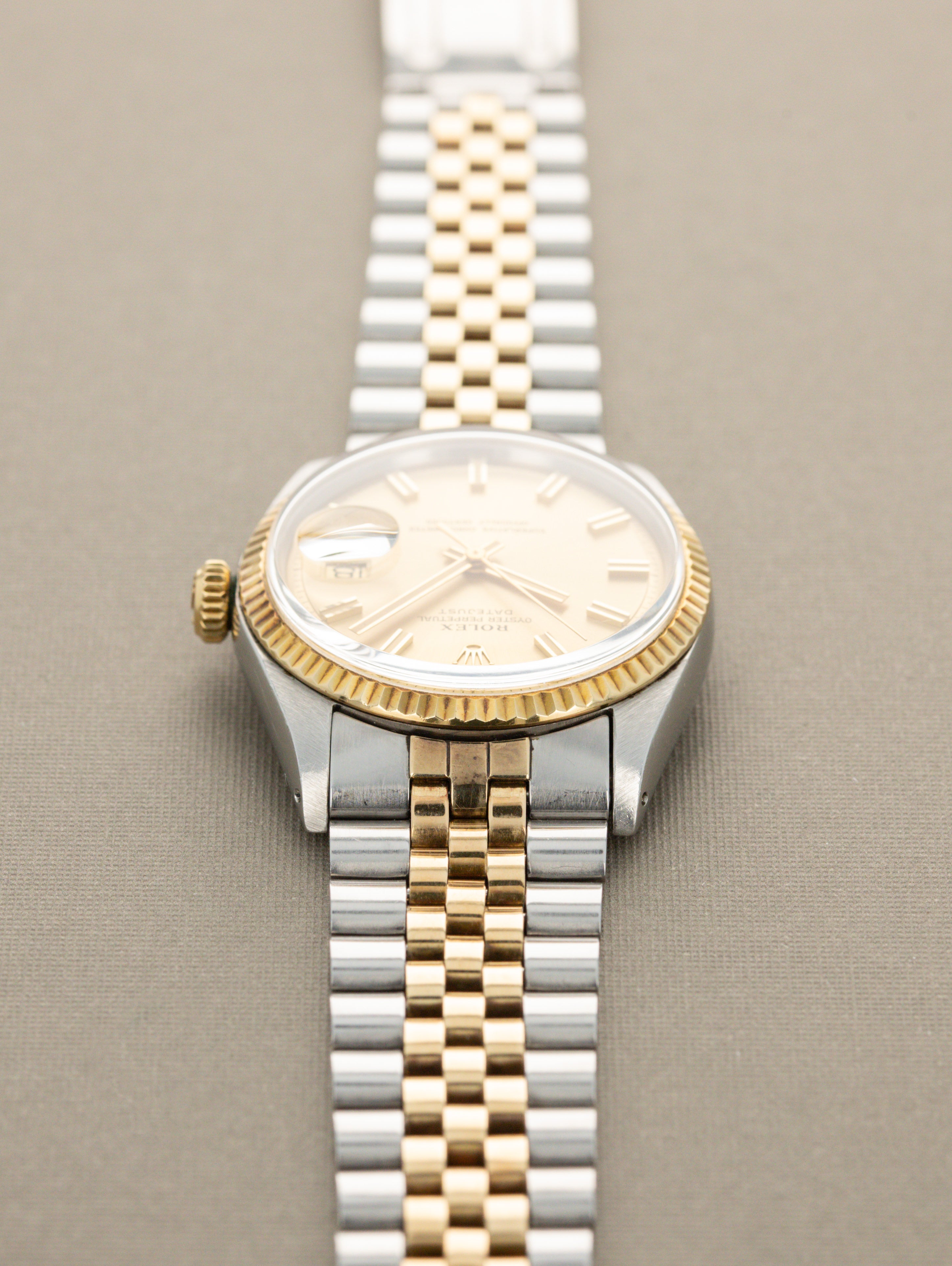 Rolex Datejust Ref. 1601/3 - Sunburst Champagne 'Wide Boy' Dial Unpolished