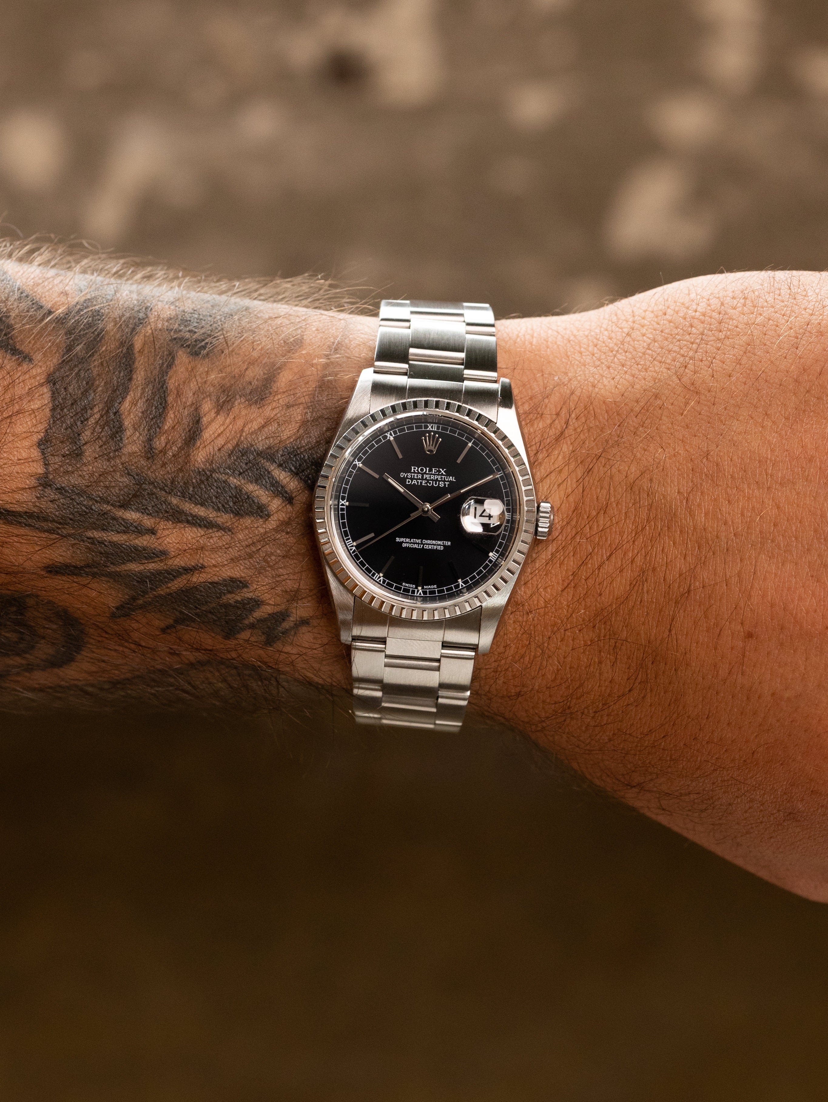 Rolex Datejust Ref. 16220 - Sunburst Black Dial