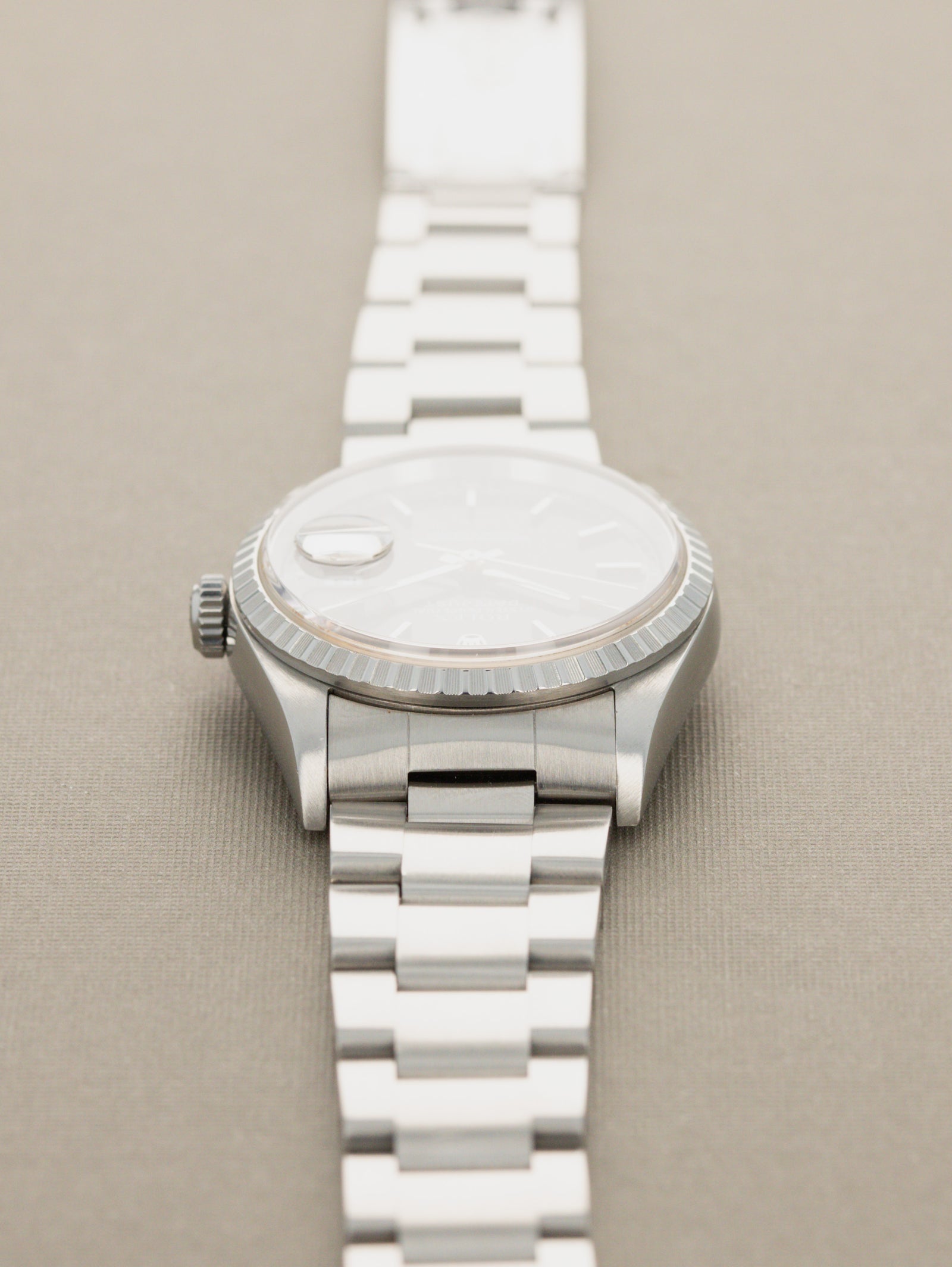 Rolex Datejust Ref. 16220 - Sunburst Black Dial