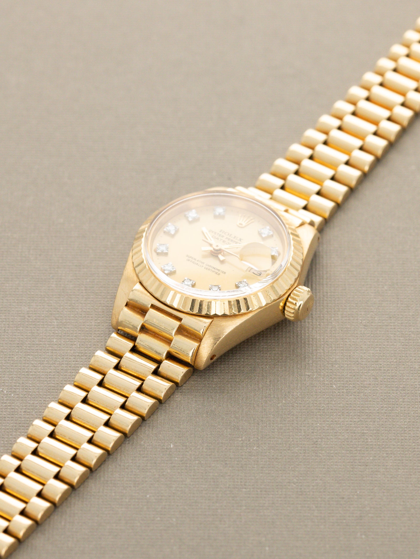 Rolex Lady Datejust Ref. 6917 - Satin Champagne Diamond Dial