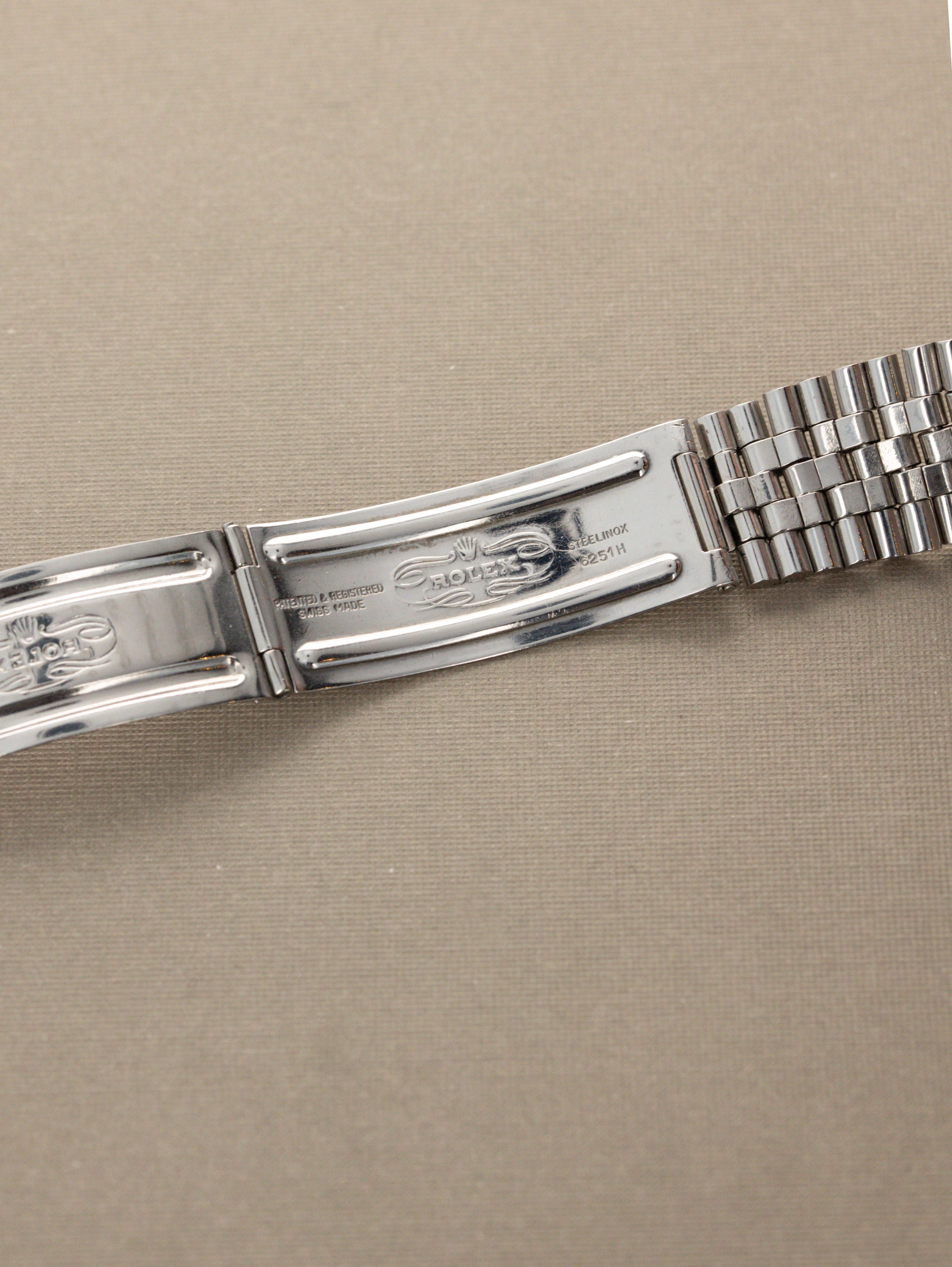 Rolex Datejust Ref. 1601 - Grey 'Satin' Dial