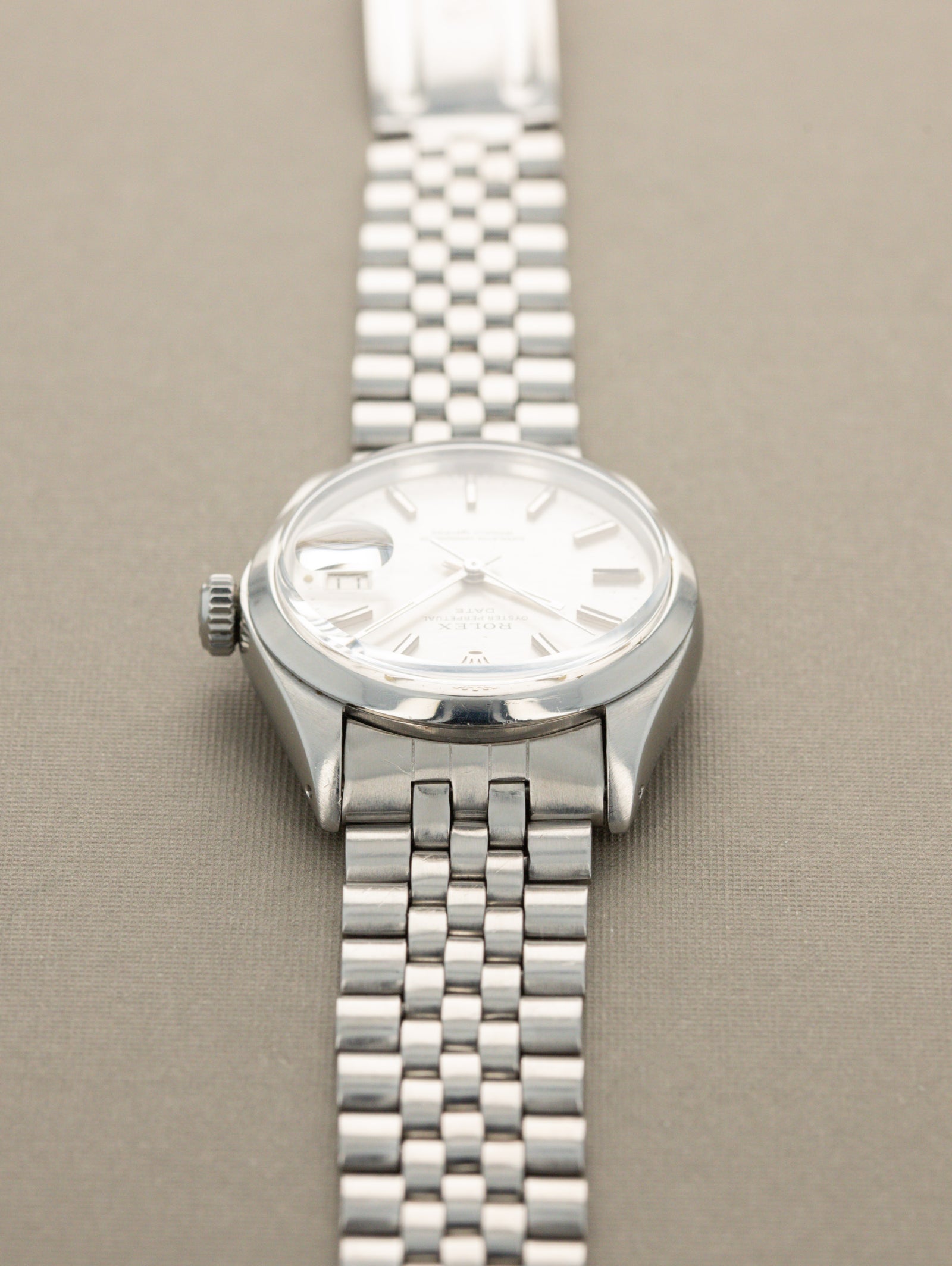 Rolex Oyster Perpetual Date Ref. 1500 - Silver 'Mosaic' Dial