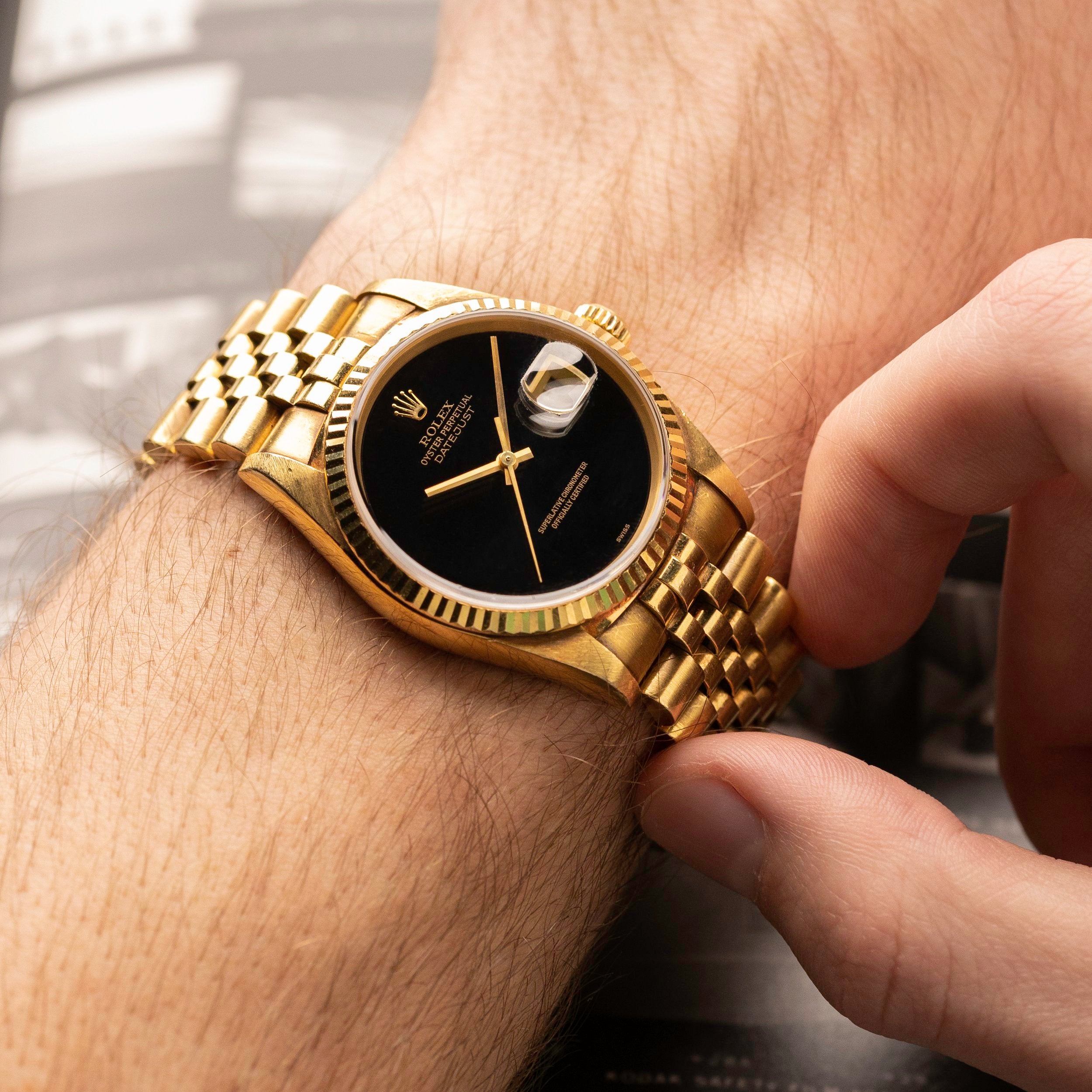 Gold rolex 2025 onyx dial