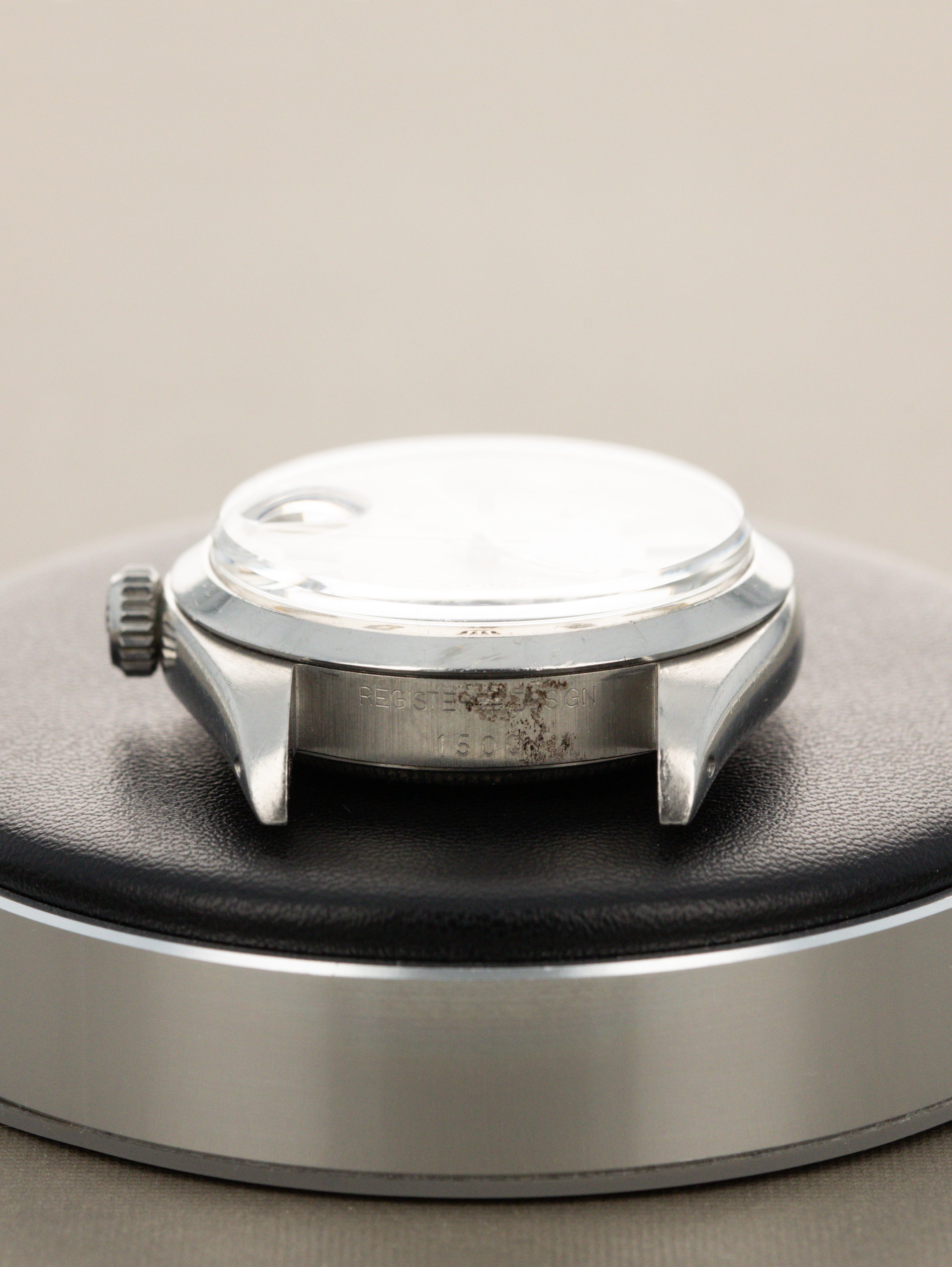 Rolex Oyster Perpetual Date Ref. 1500 - Sunburst Silver 'Sigma' Dial