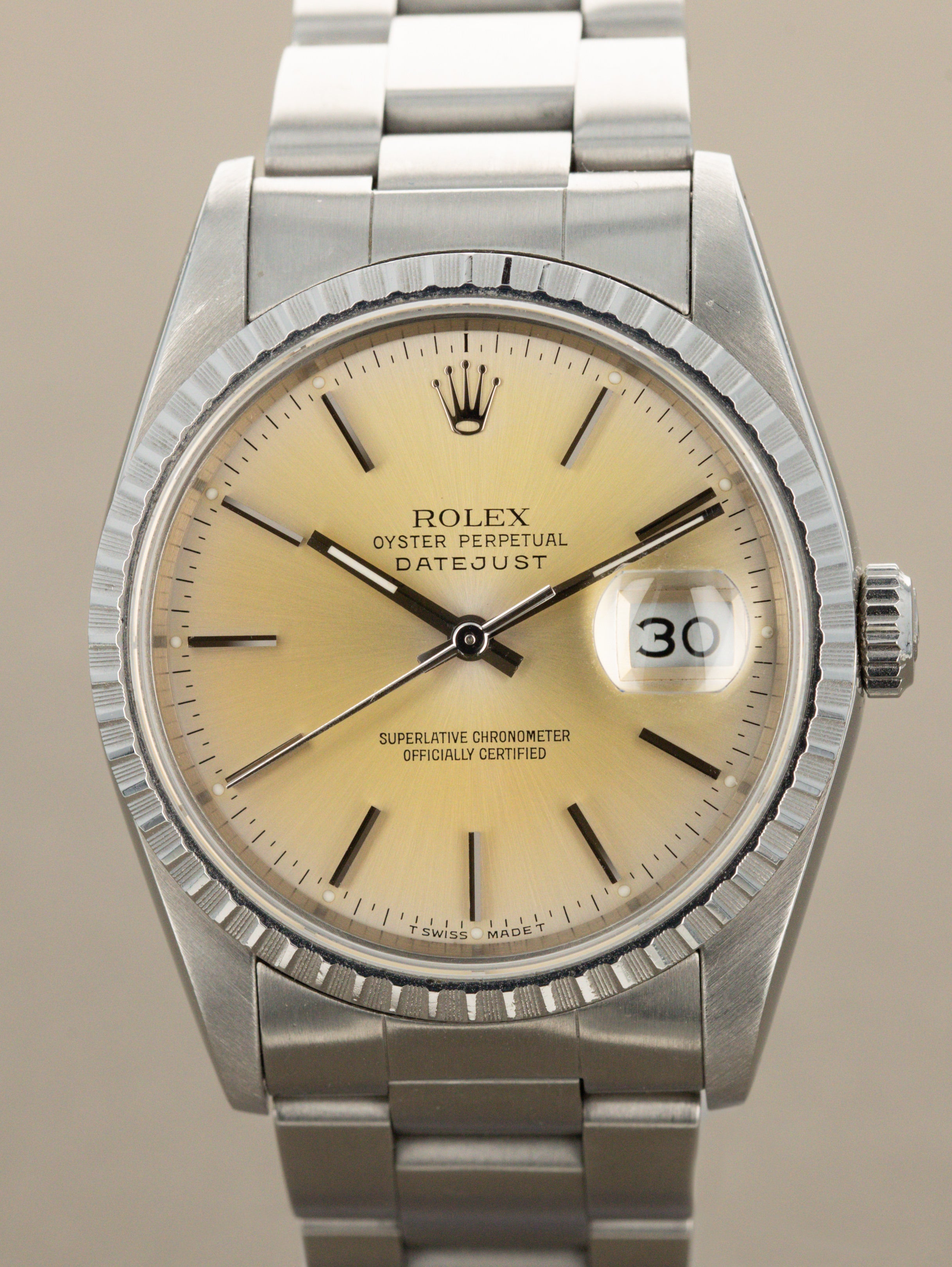 Rolex Datejust Ref. 16220 - Sunburst Silver 'Tropical' Dial