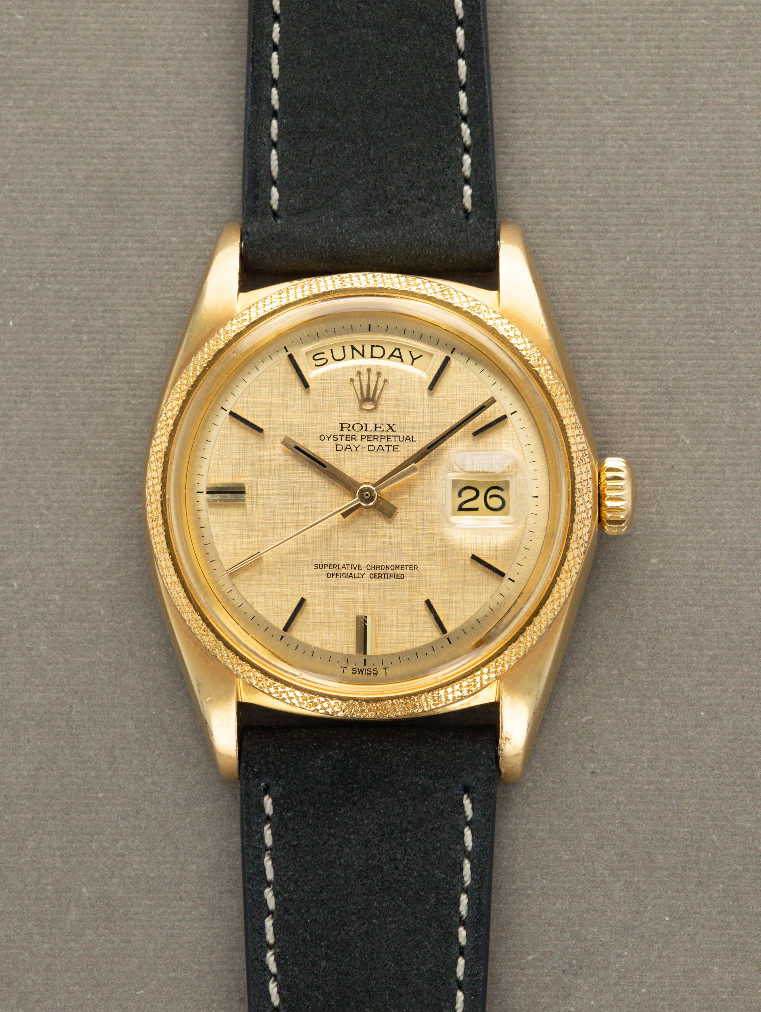 Rolex Day-Date Ref. 1811 'Morellis' - Non-Luminous Champagne 'Linen' Dial