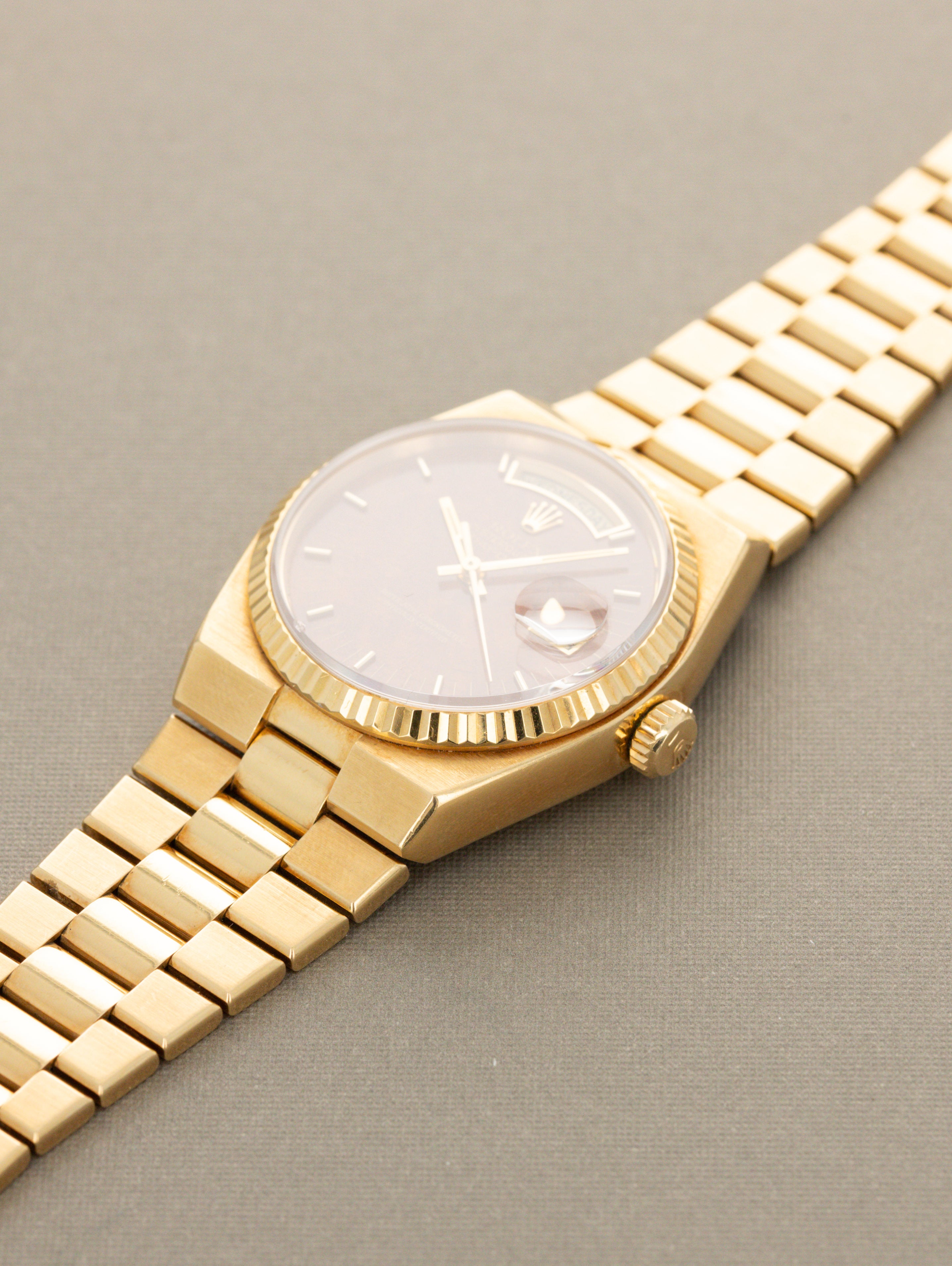 Rolex Oysterquartz Day-Date Ref. 19018 - 'Burlwood' Dial Unpolished