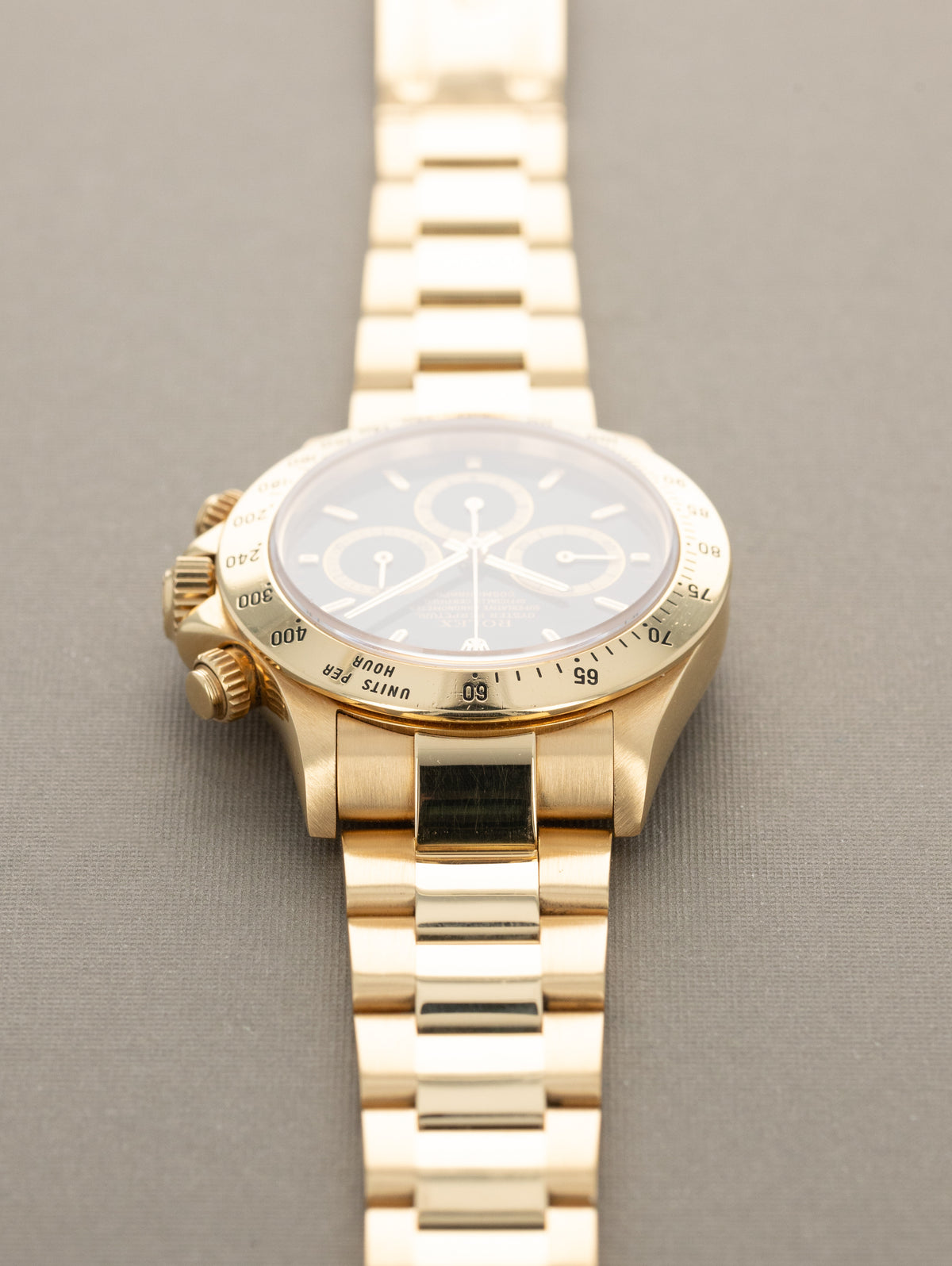 Rolex Daytona Ref. 16528 'Zenith' - Black 'Inverted 6' Dial