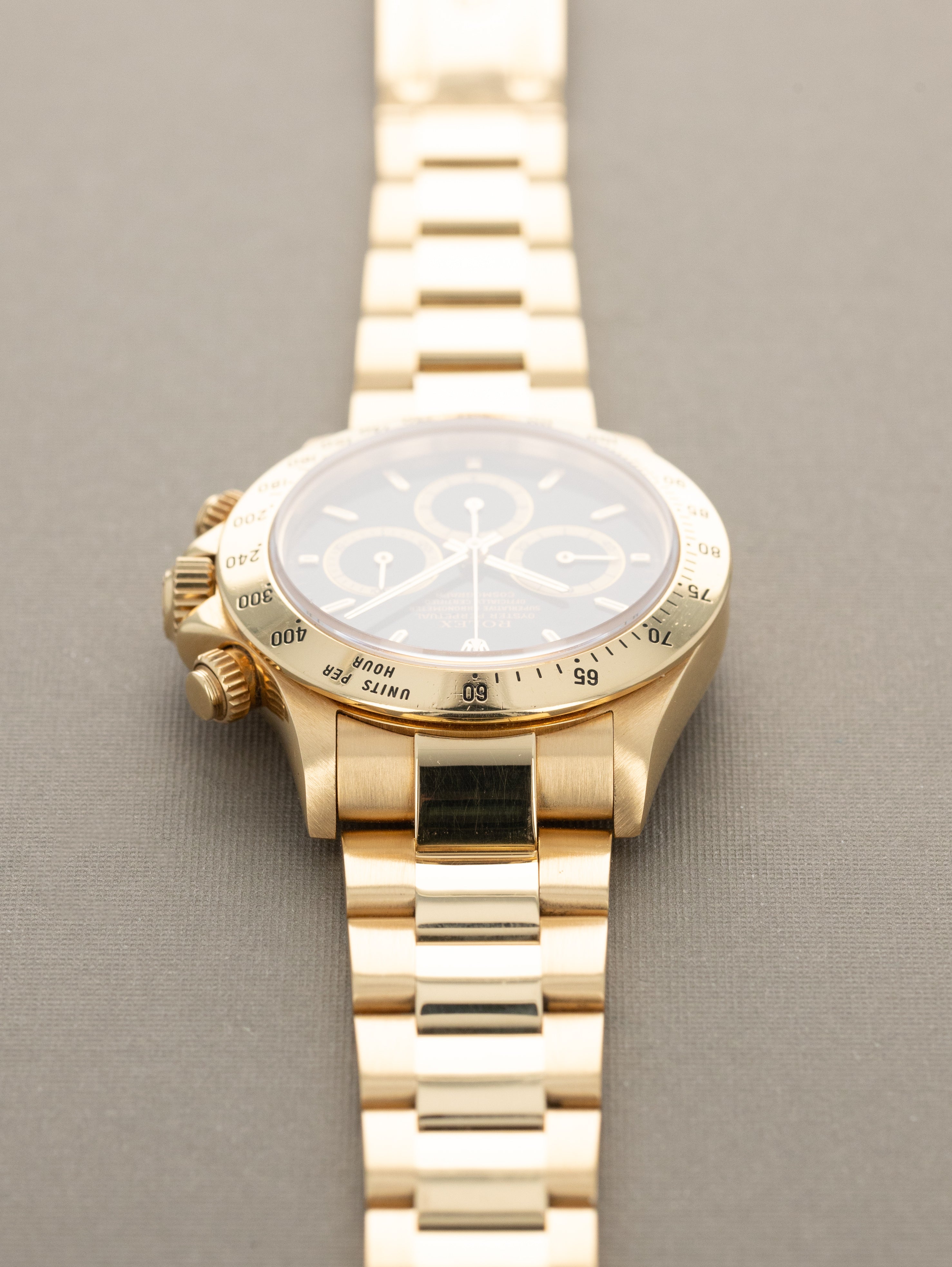 Rolex Daytona Ref. 16528 'Zenith' - Black 'Inverted 6' Dial