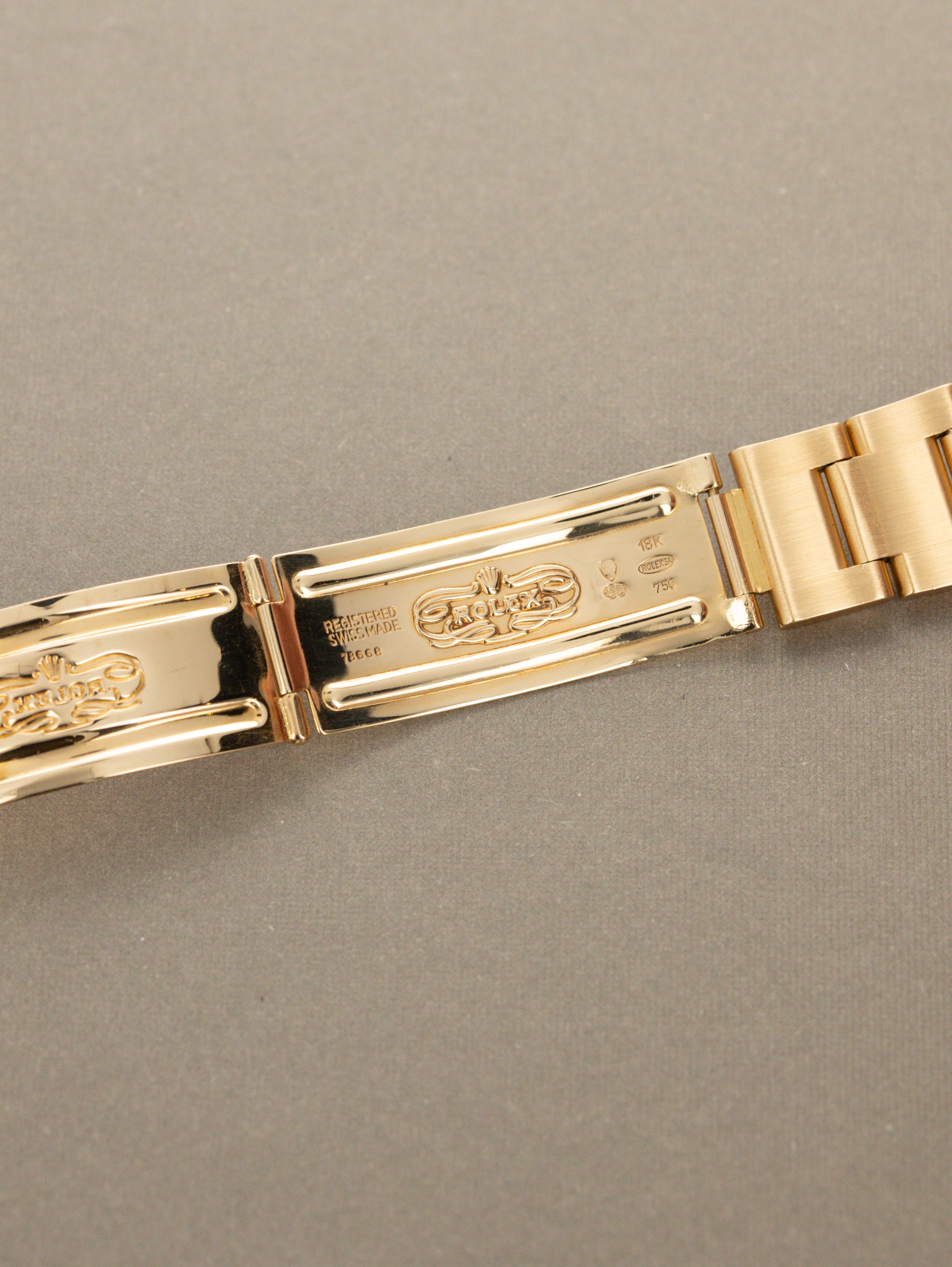 Rolex Daytona Ref. 16528 'Zenith' - Black 'Floating Cosmograph' Dial R-Series