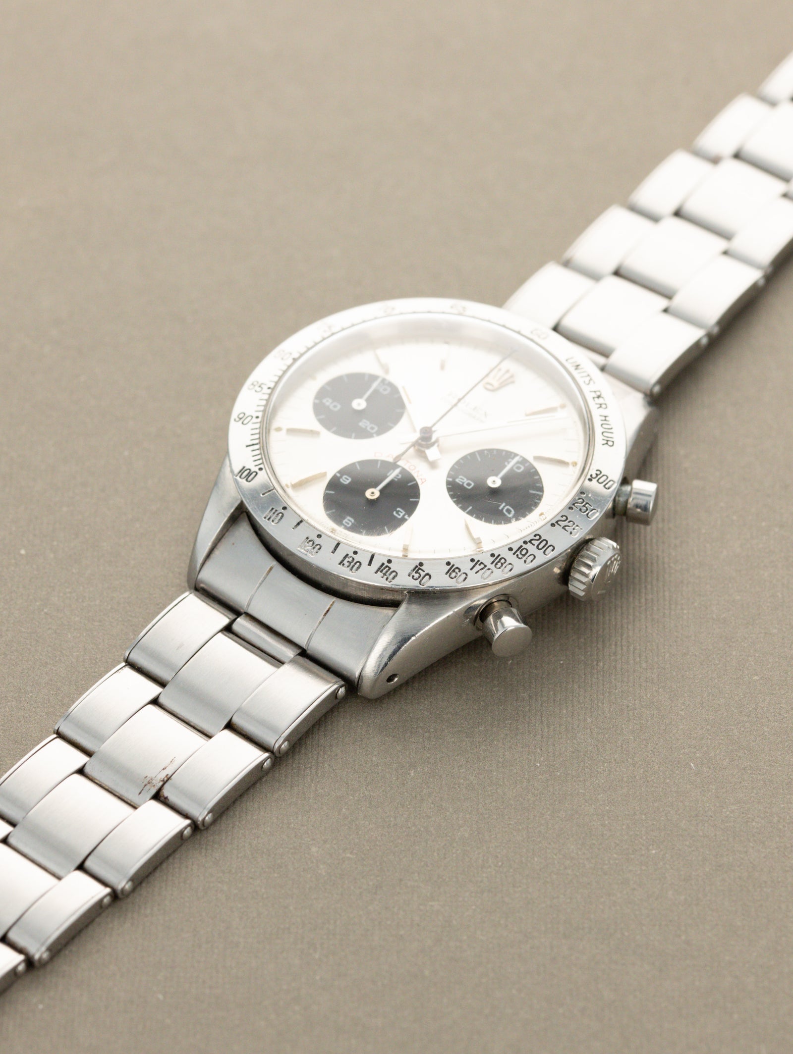 Rolex Daytona Ref. 6239 - 'Cherry Red' Siver Panda Dial