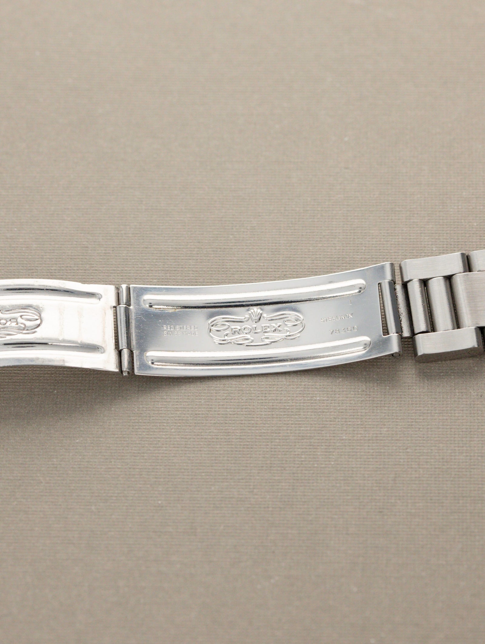 Rolex Explorer II Ref. 16550 - 'Cream Dial' Full Set