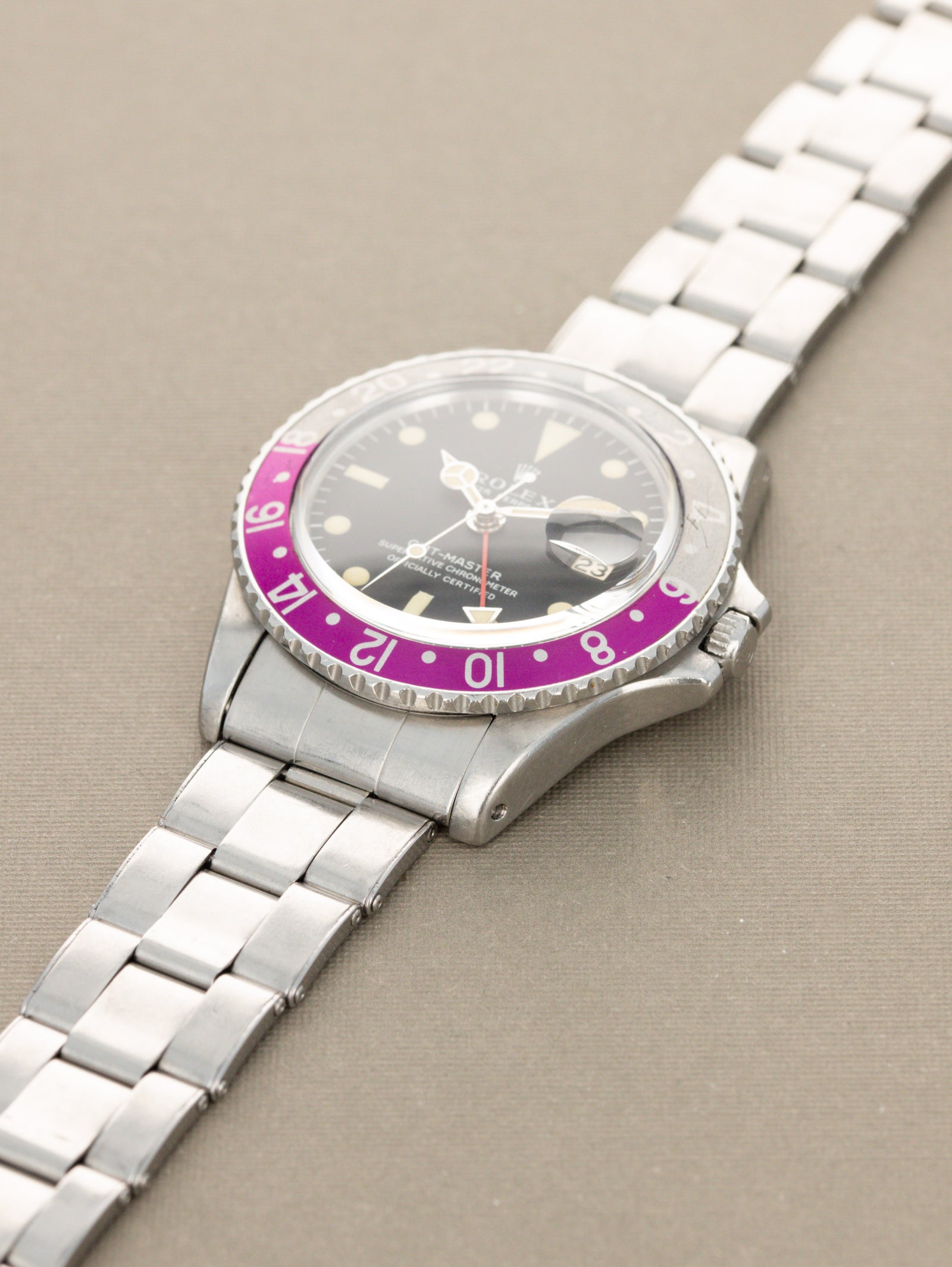 Rolex GMT-Master Ref. 1675 - 'MK1 Long-E' Dial w/ 'Fuchsia' Bezel