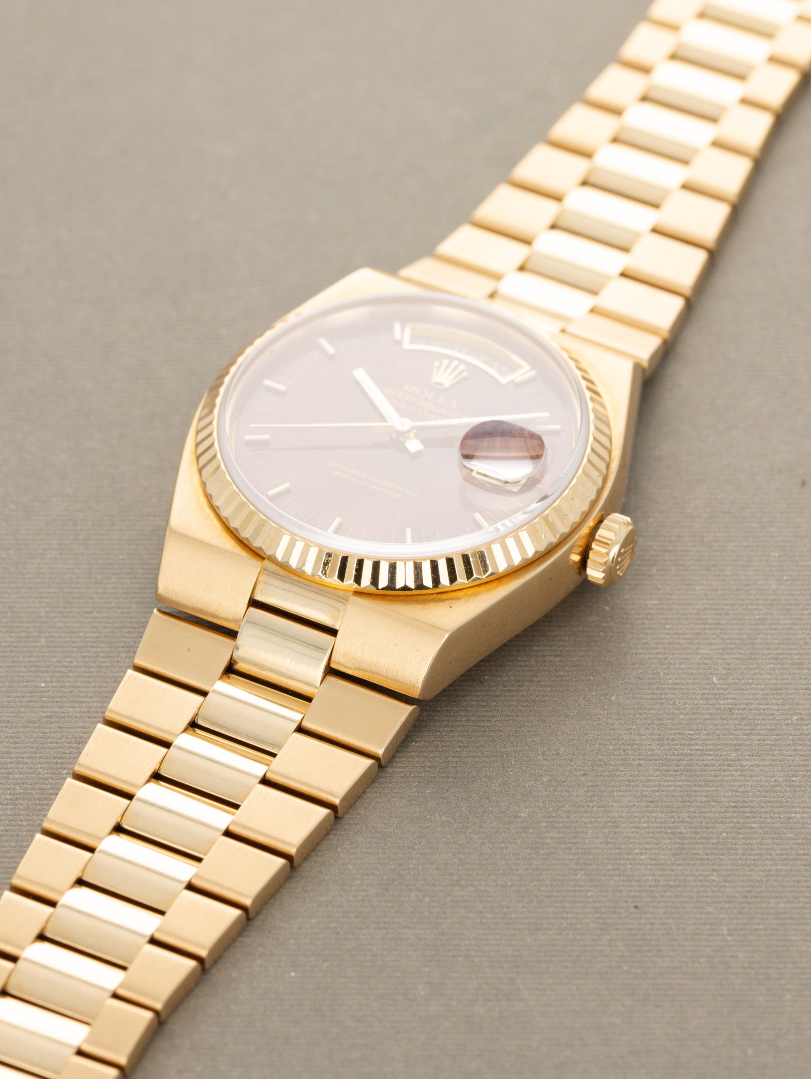 Rolex Oysterquartz Day-Date Ref. 19018N - 'Burlwood' Dial