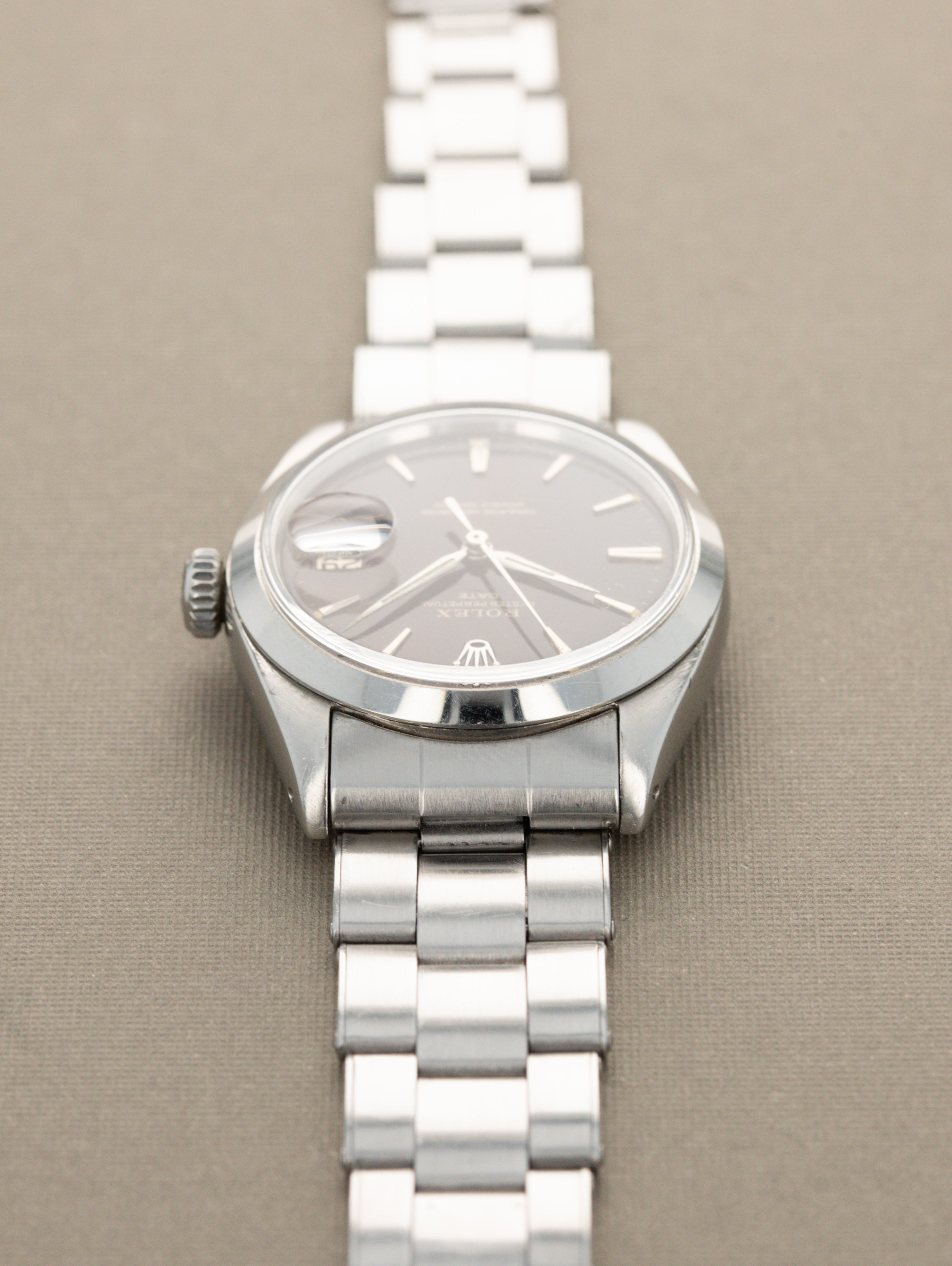 Rolex Oyster Perpetual Date Ref. 1500 - Tropical 'Gilt' Dial