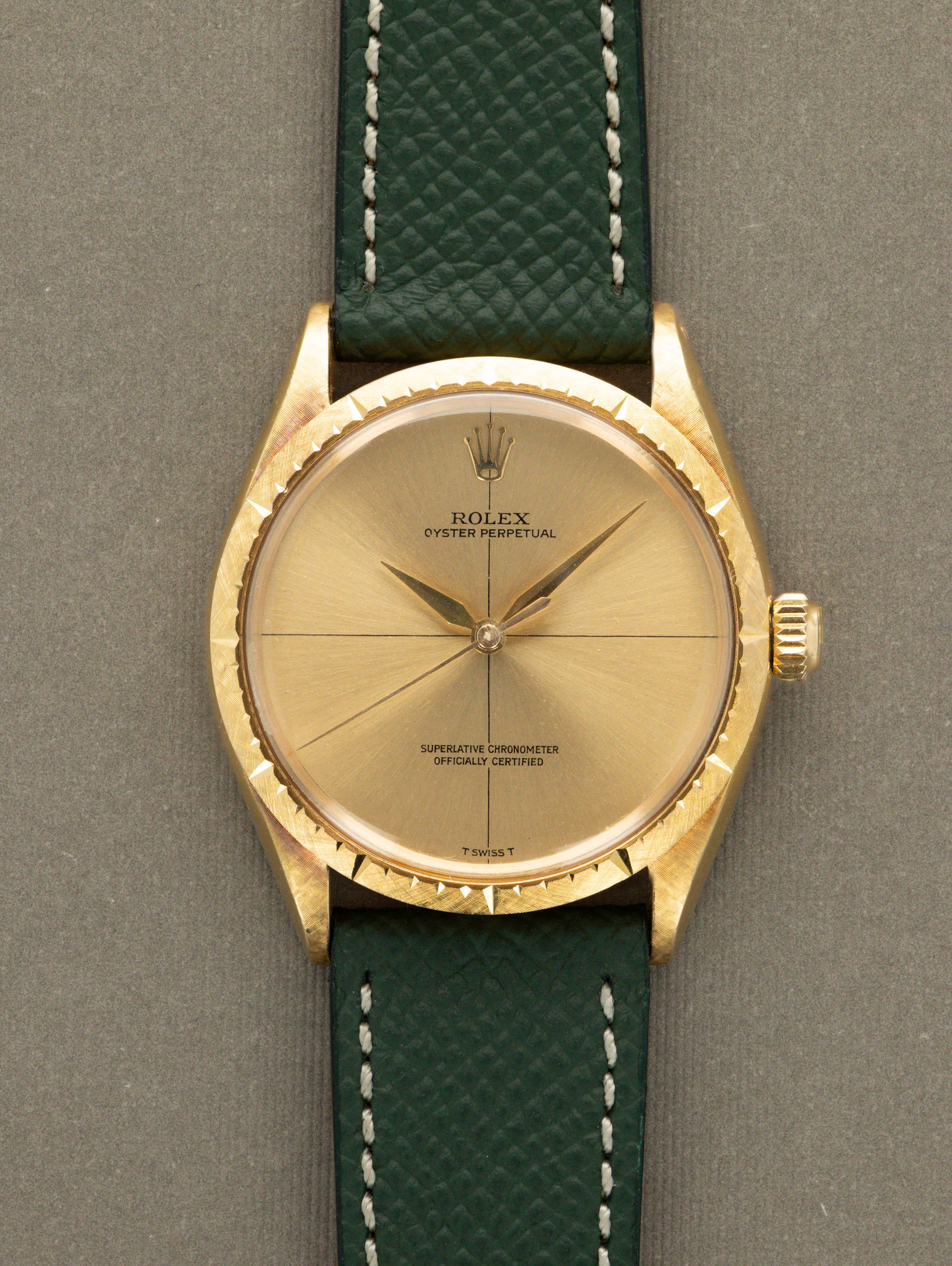Rolex Oyster Perpetual Ref. 1009 'Zephyr' - Champagne 'Crosshair' Dial French Import Unpolished