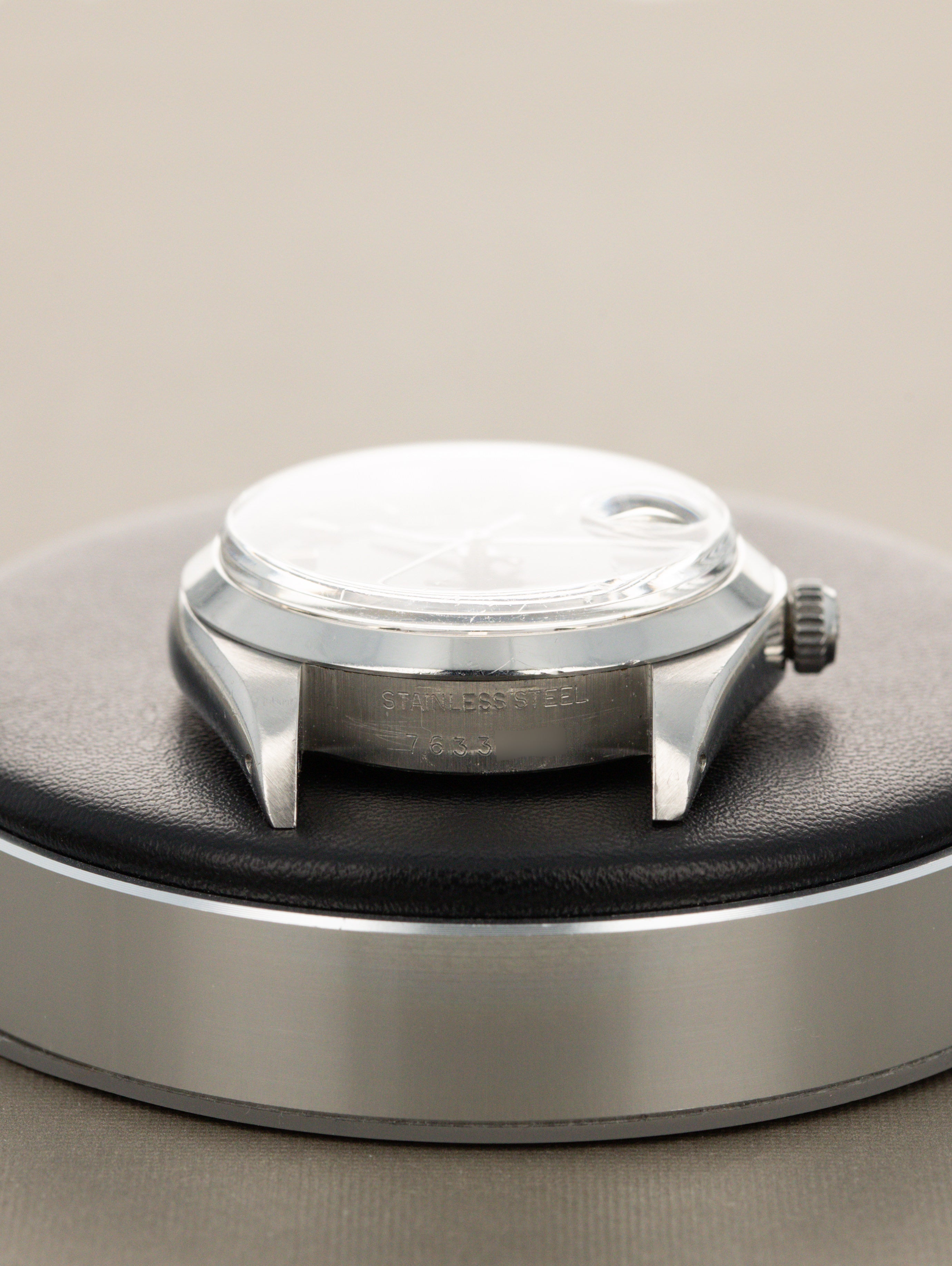 Rolex Oysterdate Ref. 6694 - Gloss Black Dial Unpolished
